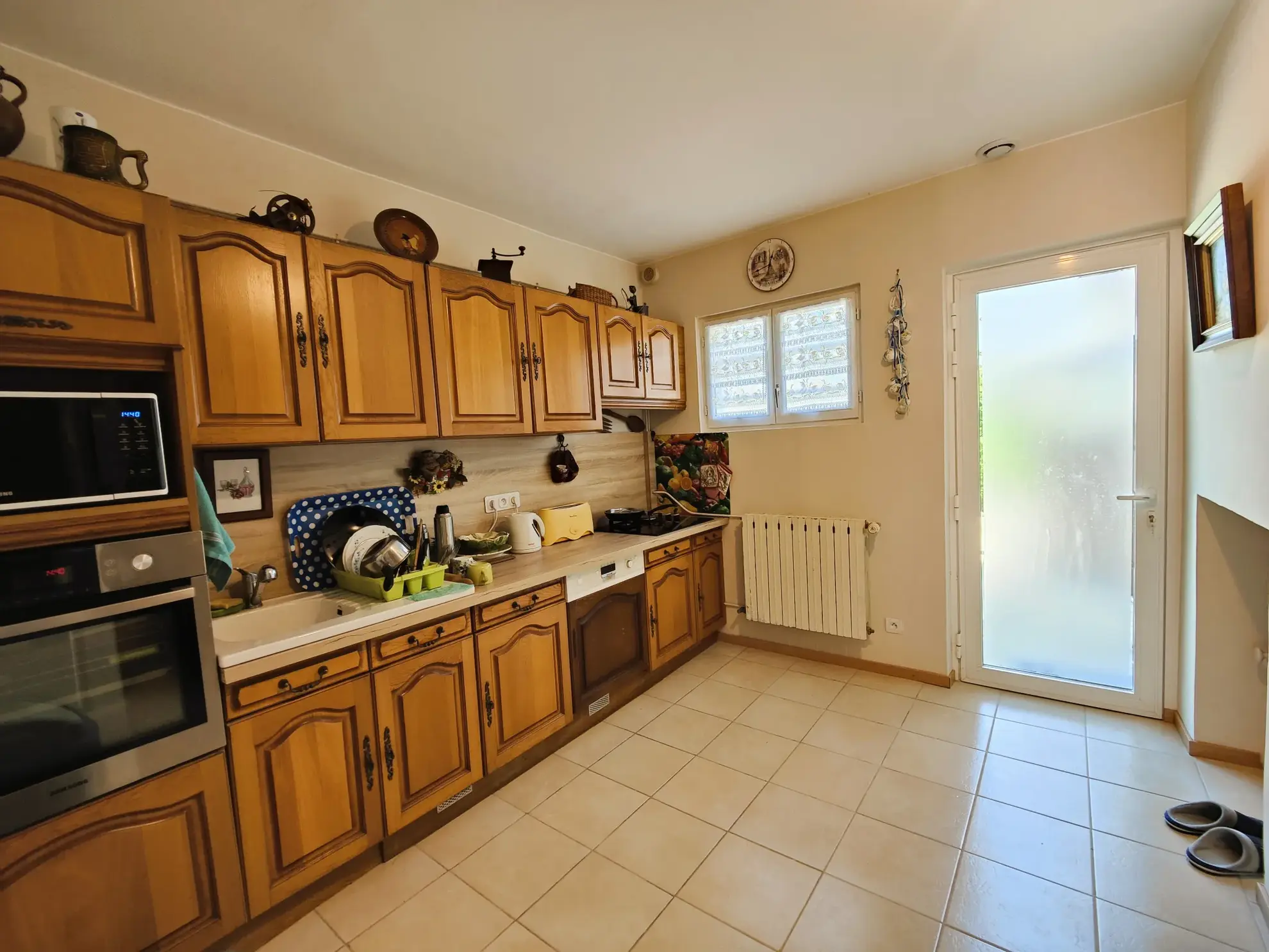 Maison rénovée avec jardin arboré à Migennes - 3 chambres et proximité gare 