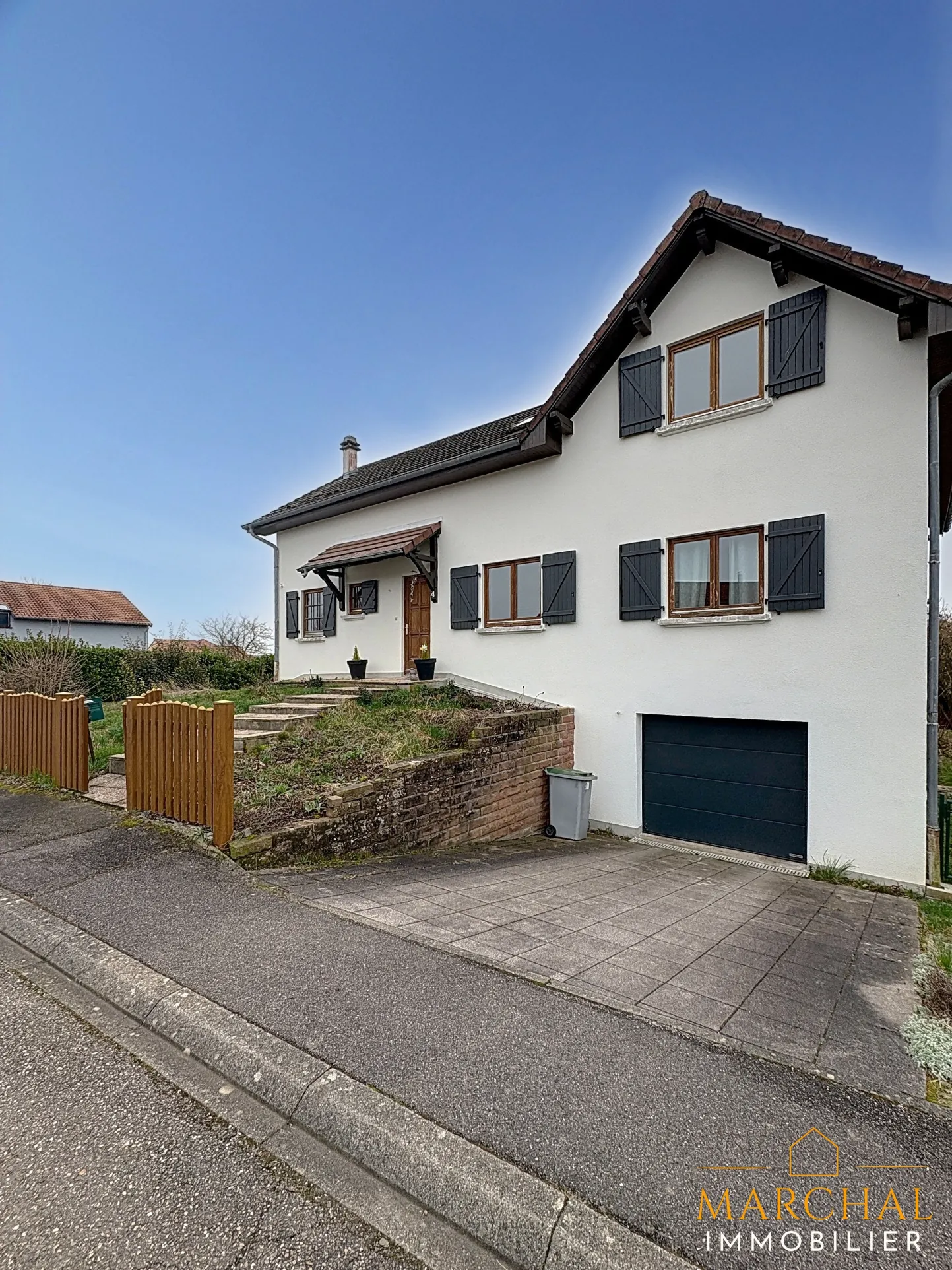 Belle maison familiale de 173 m² à Vittoncourt avec garage et terrain de 986 m² 