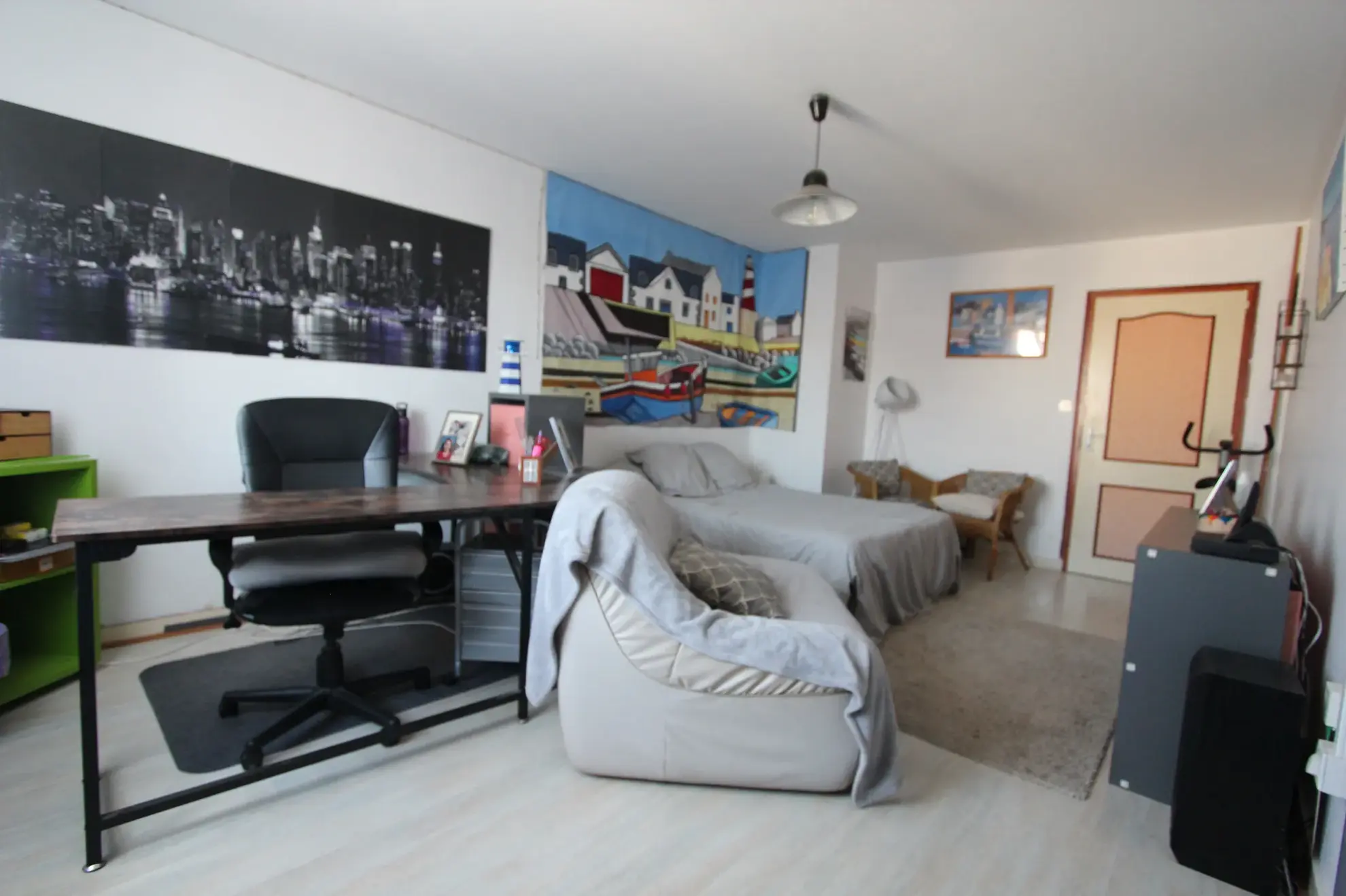 Grande maison en pierre avec terrasse à Fors, 4 chambres, proche Niort 