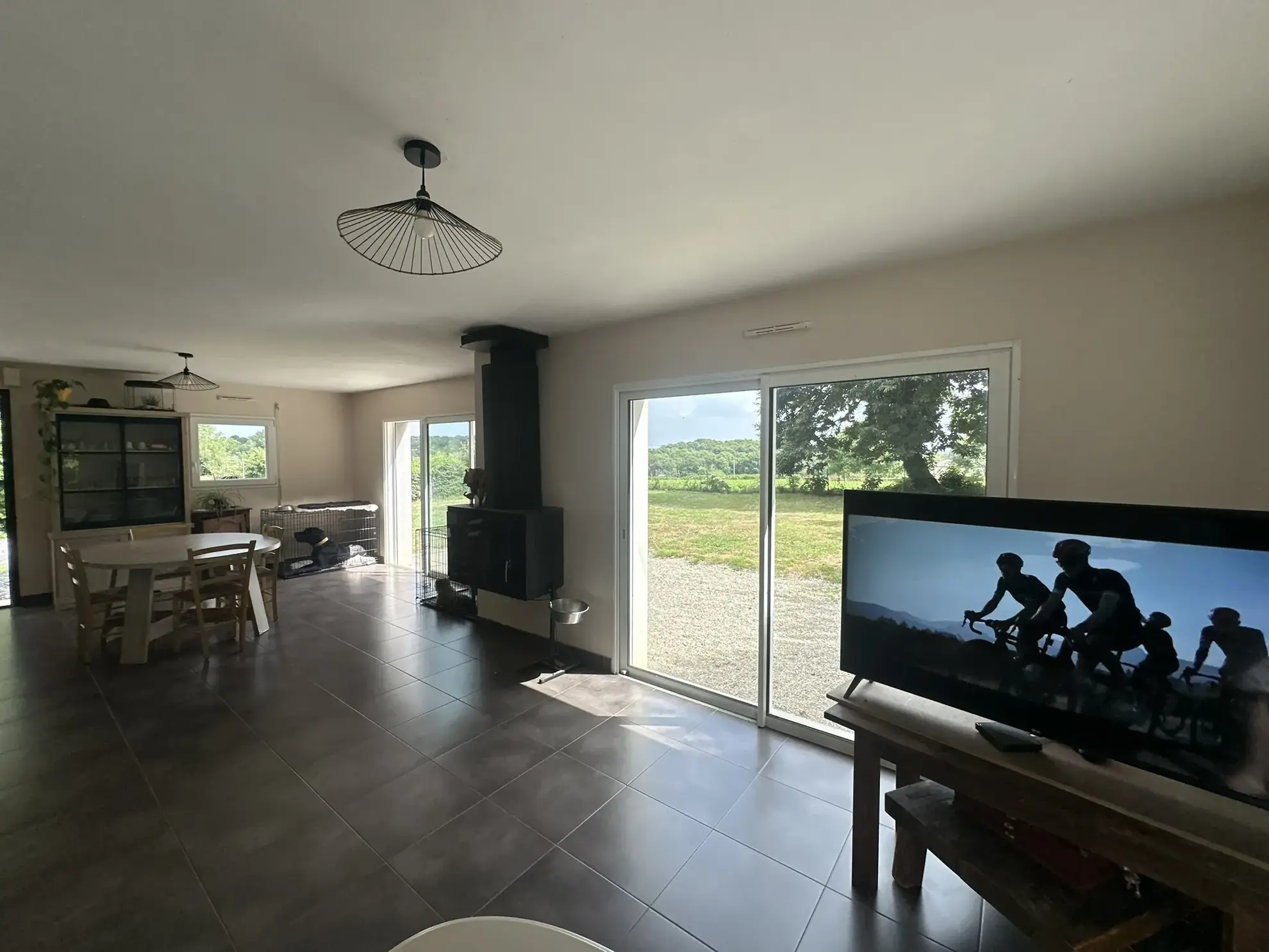 Maison moderne de 110 m² à Baud avec 3 chambres, terrasse et grand terrain 