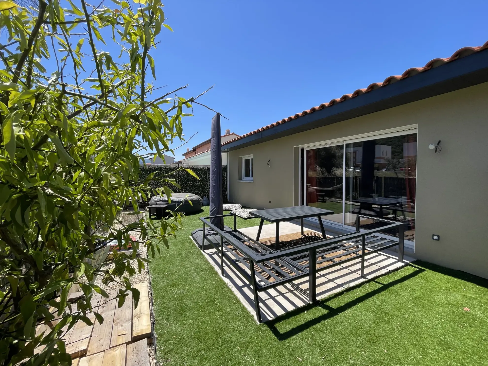 Villa neuve de 81,60 m² avec studio au Boulou, quartier calme 