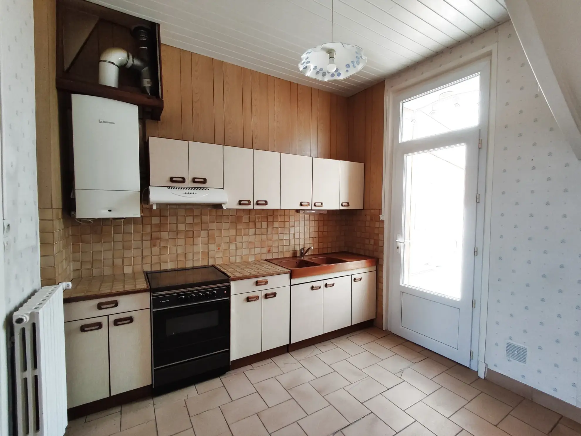 Maison lumineuse en briques avec petit extérieur au Tréport près du port et vue dégagée 