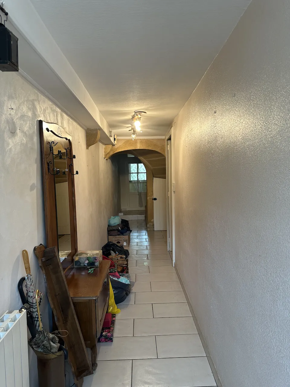 Maison de village de 120 m² à Marcigny proche centre, avec jardin et dépendances 