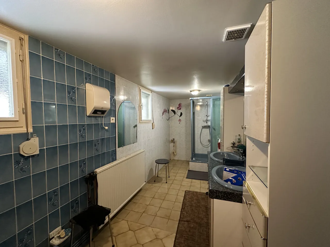 Maison de village de 120 m² à Marcigny proche centre, avec jardin et dépendances 