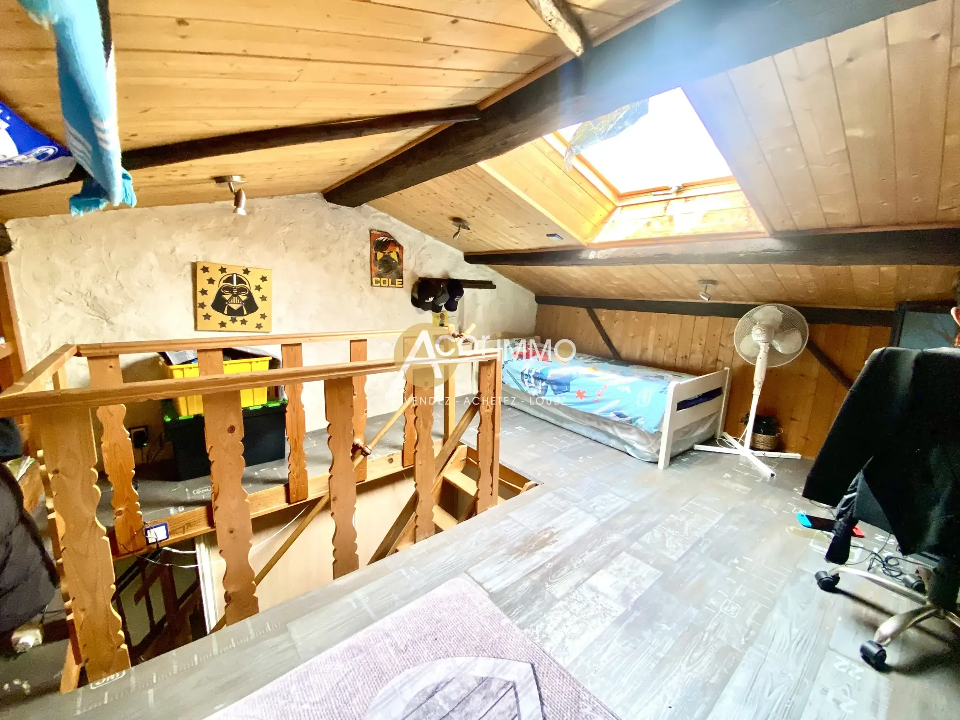 Maison de ville avec garage et atelier à La Seyne-sur-Mer – Grande potentialité 