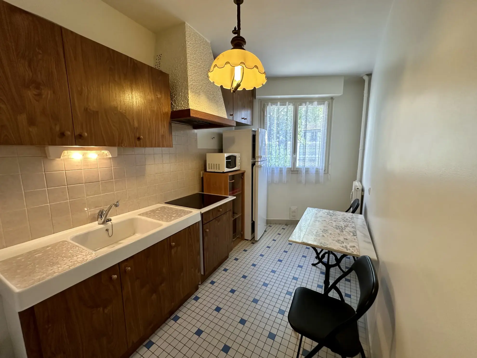 Bel appartement de 2 pièces à Vichy avec parking et ascenseur 