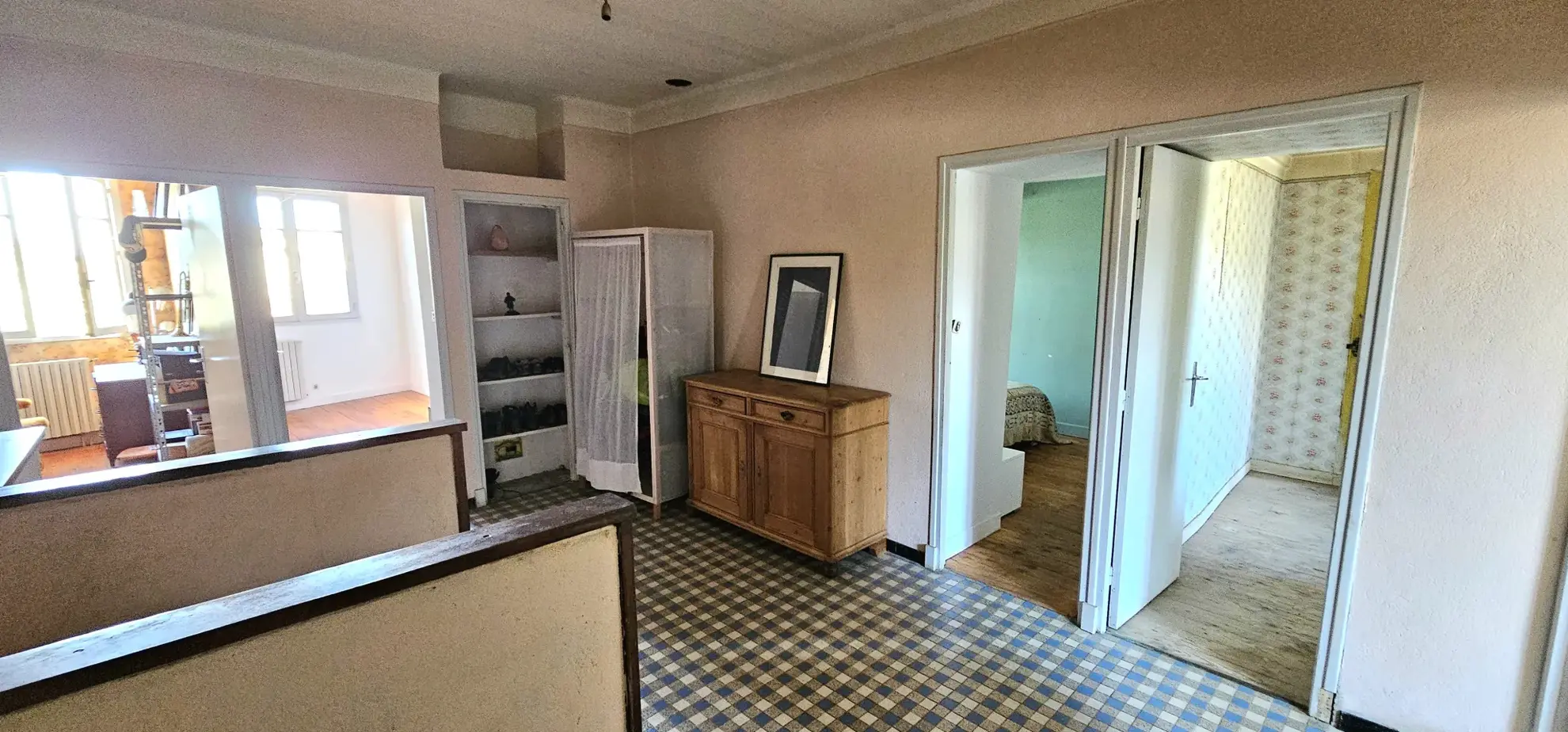 Vente ferme avec dépendances, terrain arboré, 223 m² habitables à Sainte Suzanne, Ariège 