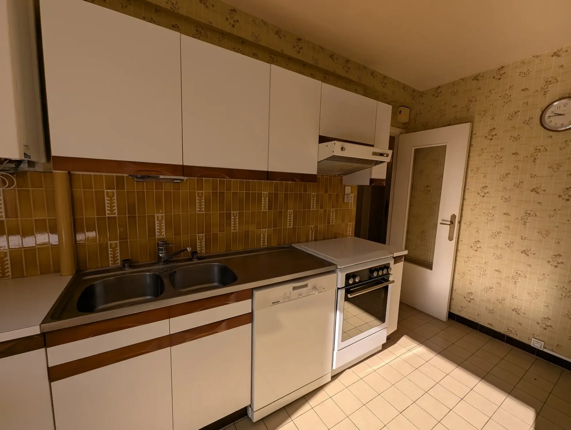 Appartement T4/T5 calme avec balcon, cave et garage à Clermont-Ferrand 