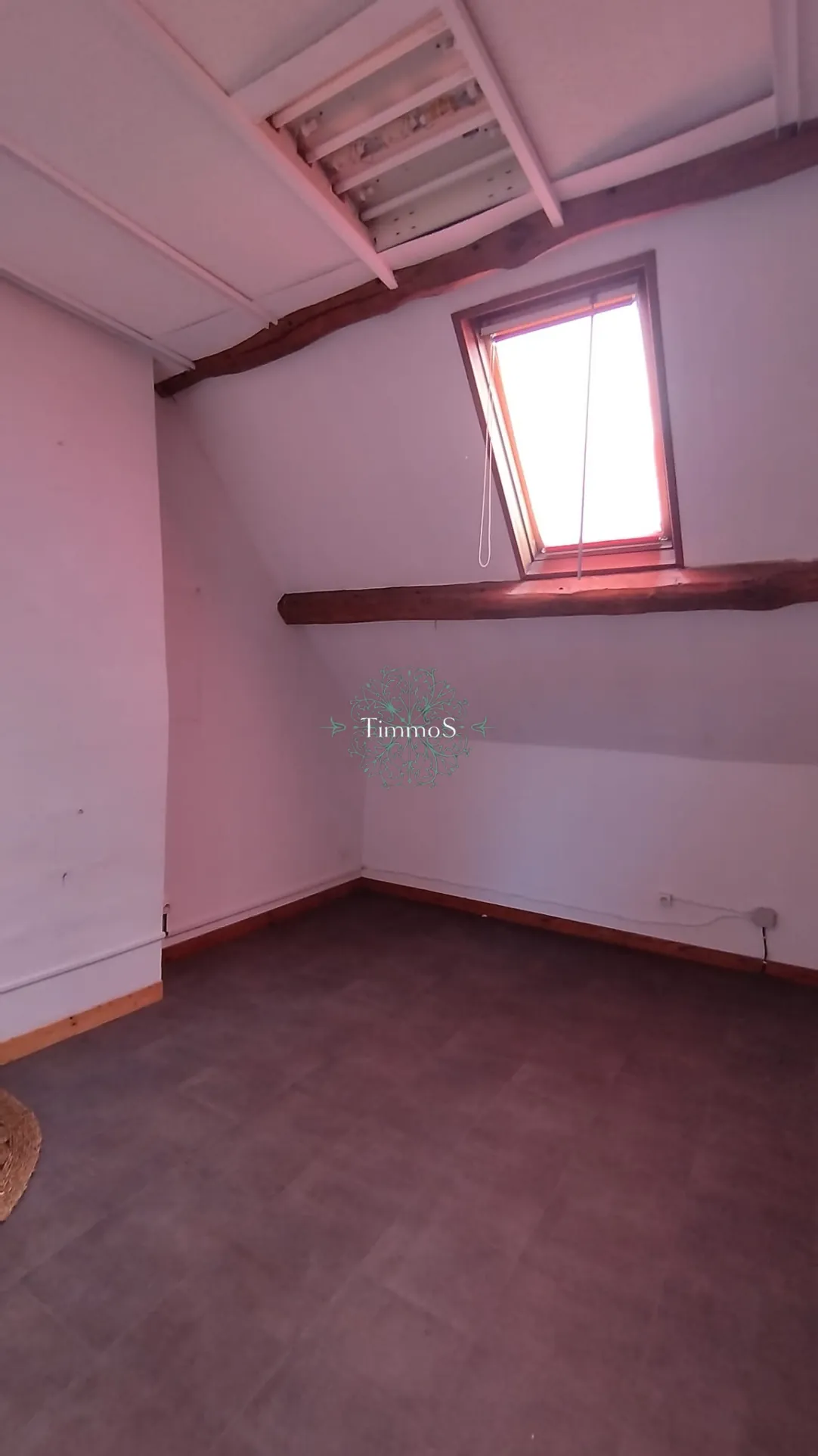 Maison de ville de 76 m² avec local commercial à Neuilly en Thelle 