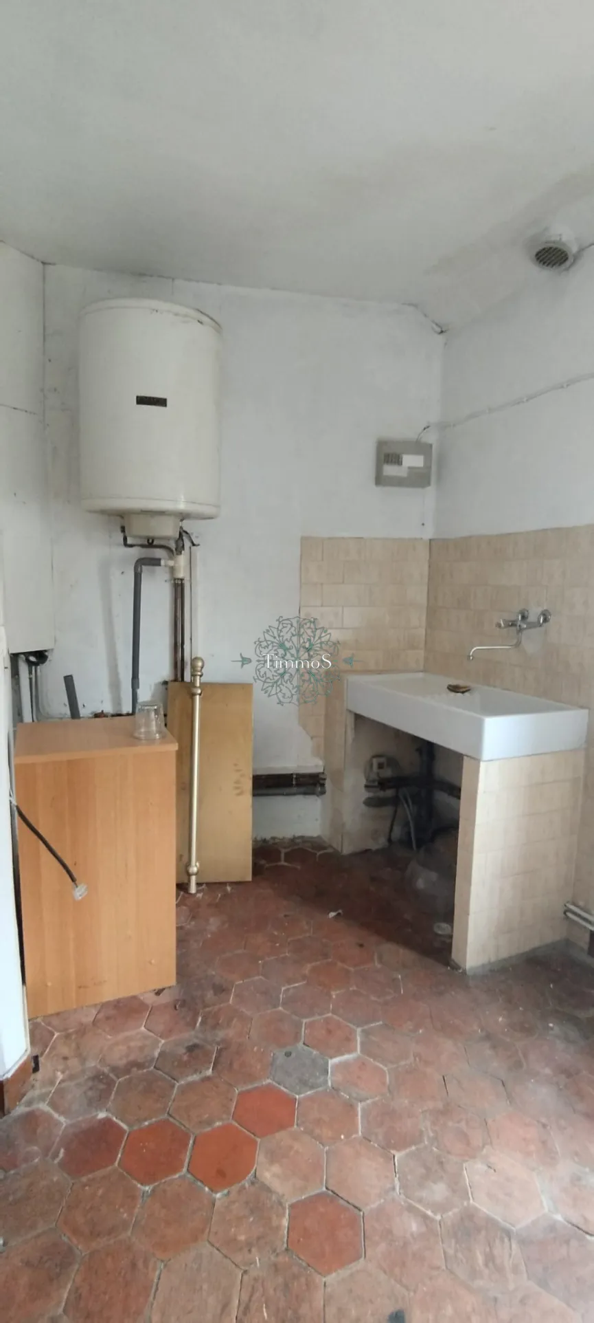 Maison de ville de 76 m² avec local commercial à Neuilly en Thelle 