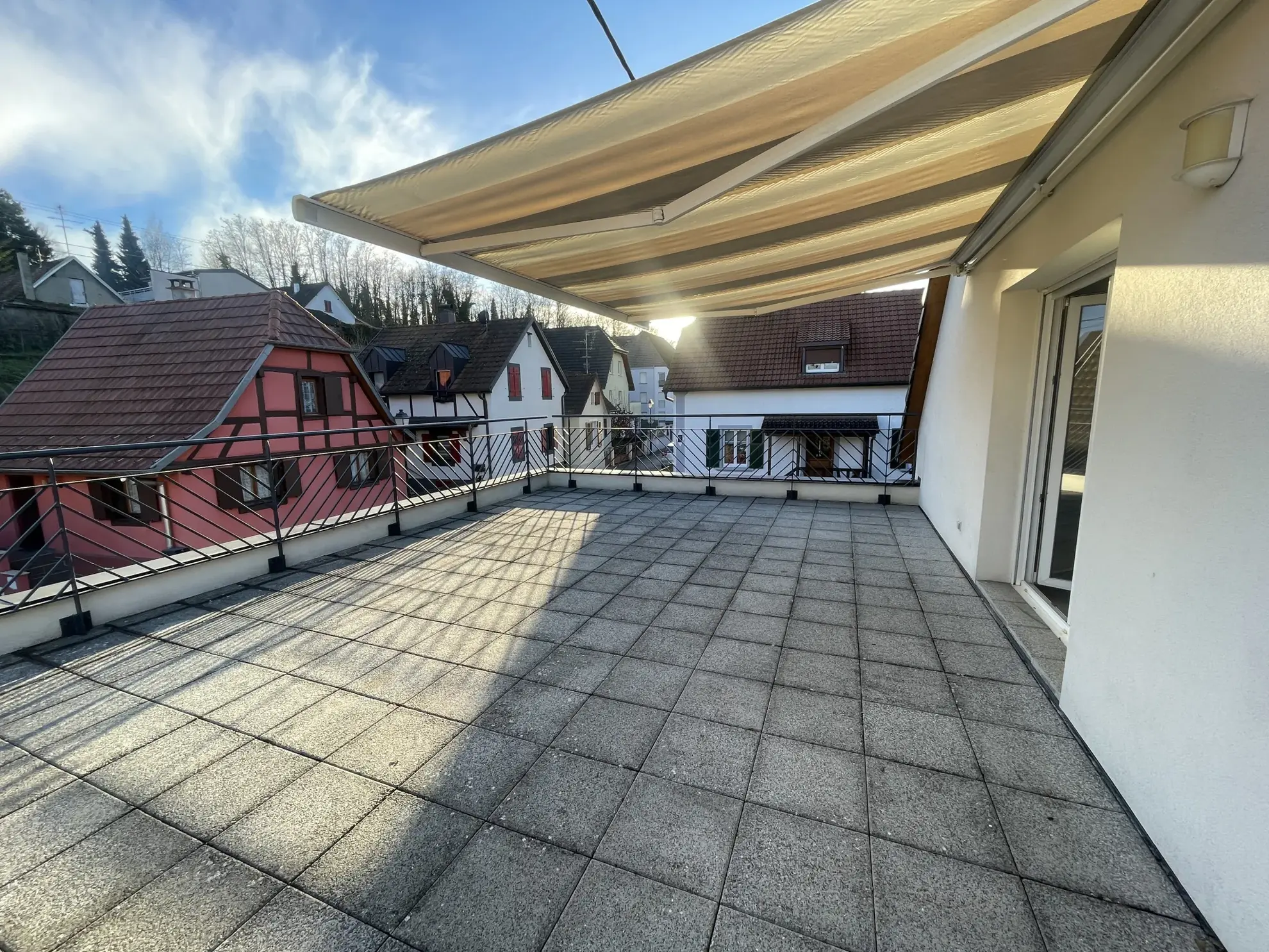 Appartement T3 avec terrasse de 45 m² à Bartenheim - Exclu Immobilier 
