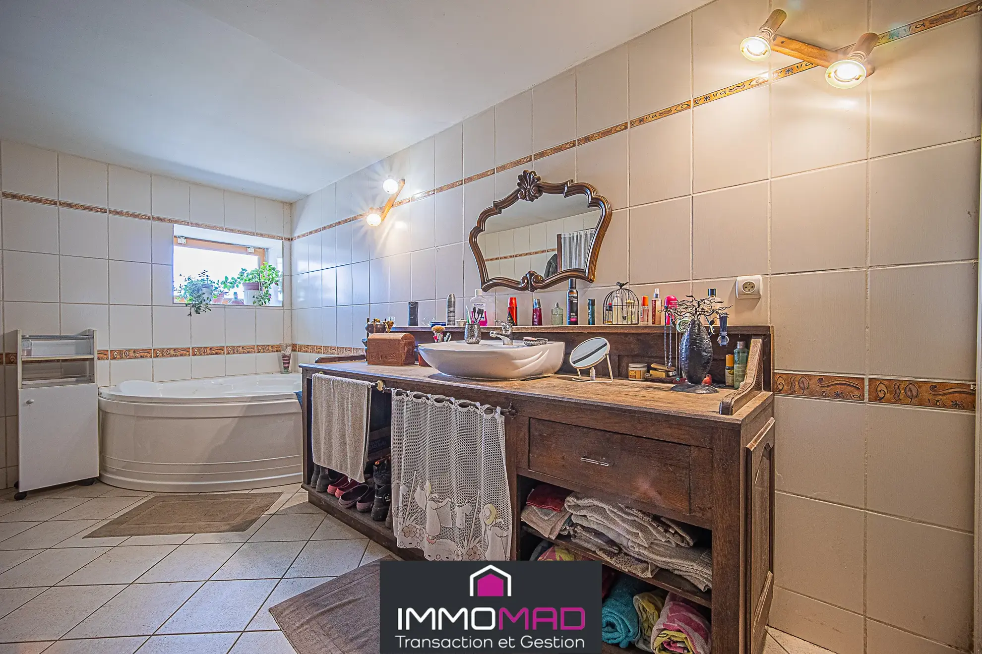 Grande maison de 325 m² avec 7 chambres et hangar à Rouvrois-sur-Meuse 