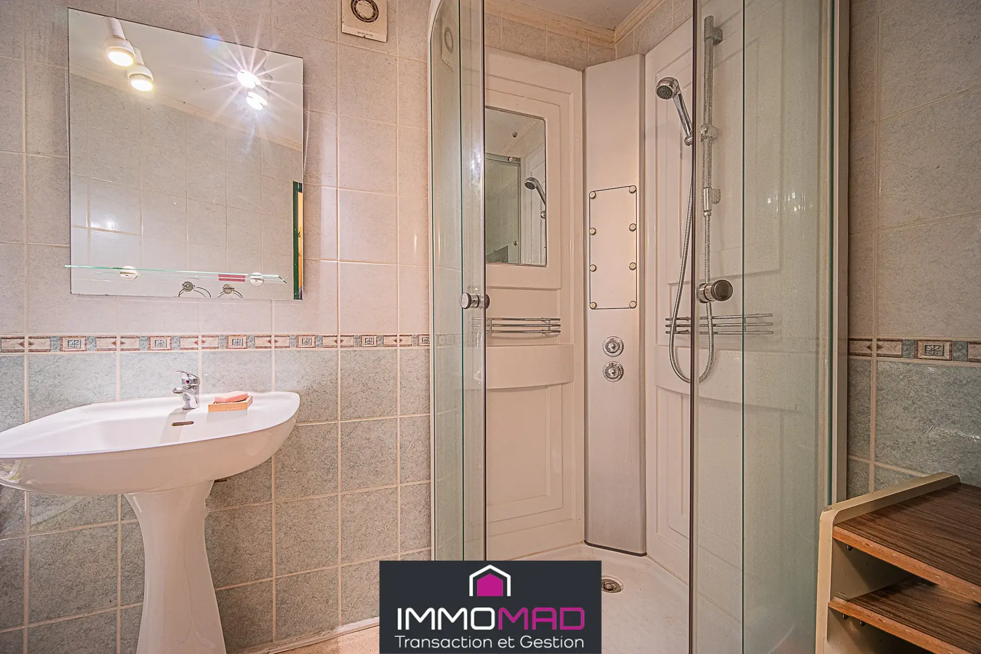 Grande maison de 325 m² avec 7 chambres et hangar à Rouvrois-sur-Meuse 