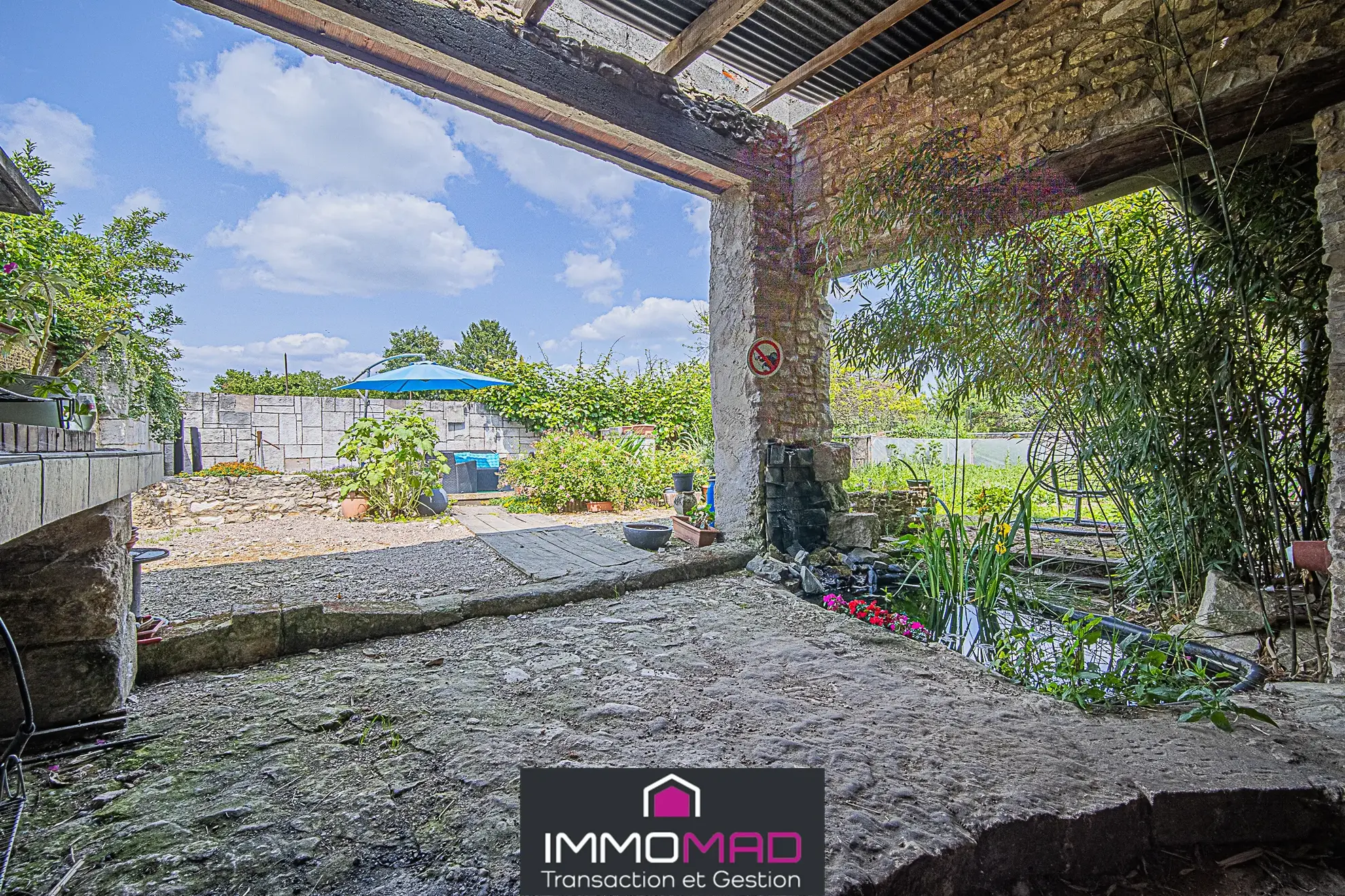 Grande maison de 325 m² avec 7 chambres et hangar à Rouvrois-sur-Meuse 