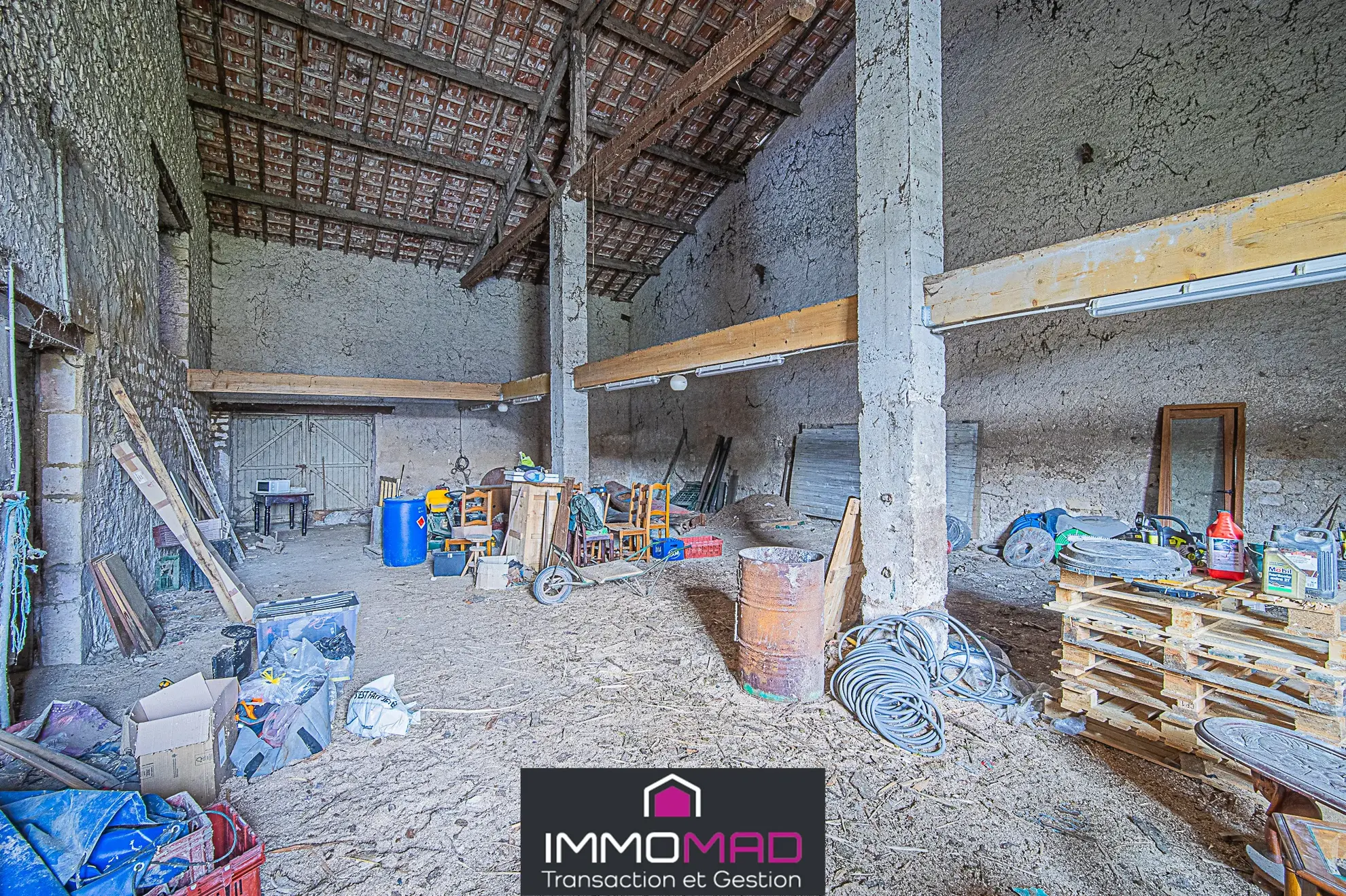 Grande maison de 325 m² avec 7 chambres et hangar à Rouvrois-sur-Meuse 