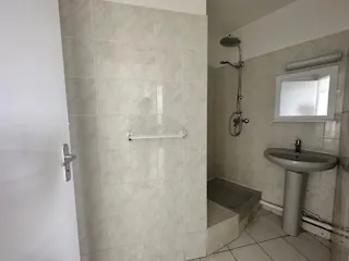 Appartement F4 à vendre à Fort-de-France – Centre-ville avec terrasse et parking 