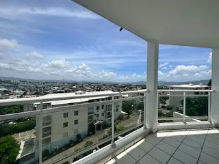 Appartement F4 à vendre à Fort-de-France – Centre-ville avec terrasse et parking 