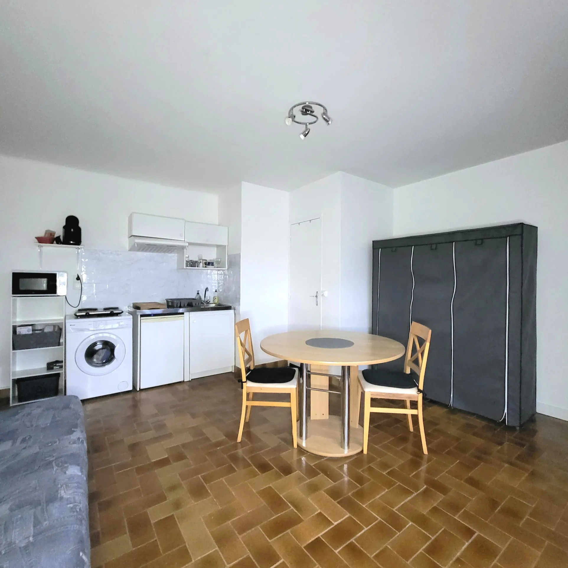 Appartement lumineux avec balcon à Osny, proche du parc de Grouchy