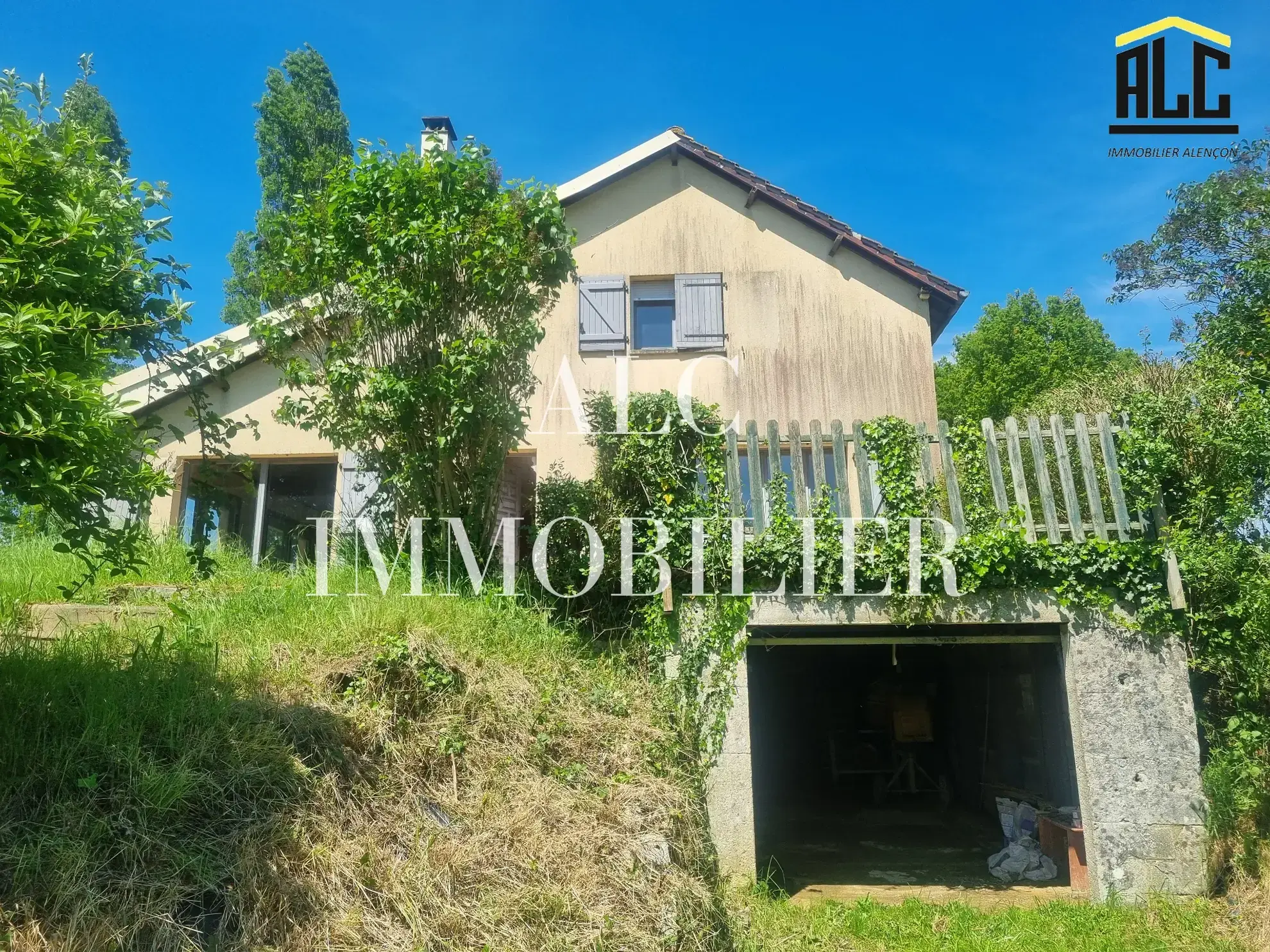 Maisons à vendre à Alençon - 133,88 m² avec grand terrain 