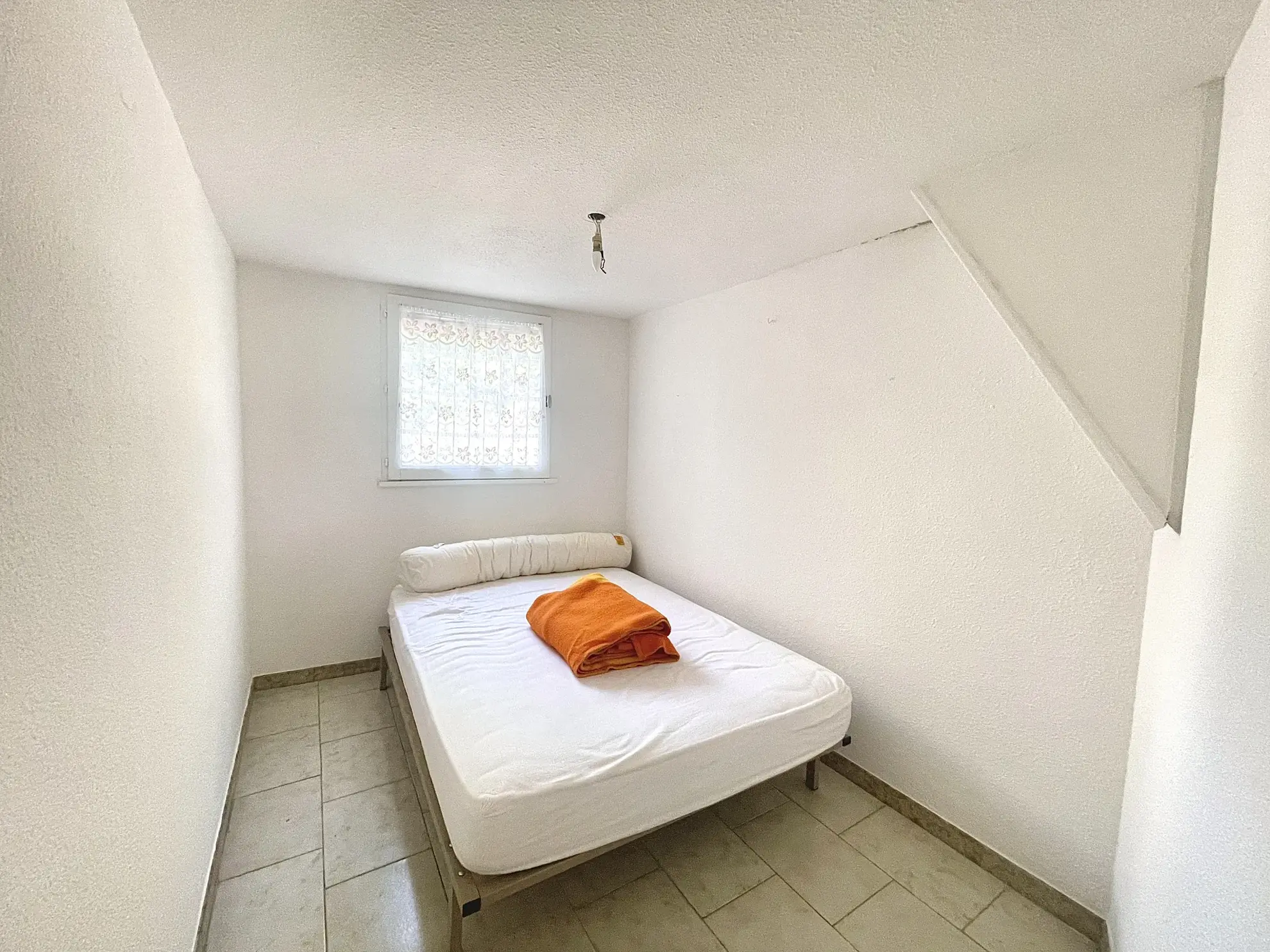 Spacieux duplex 3 chambres avec jardin, garage et parking à Le Grau d'Agde 