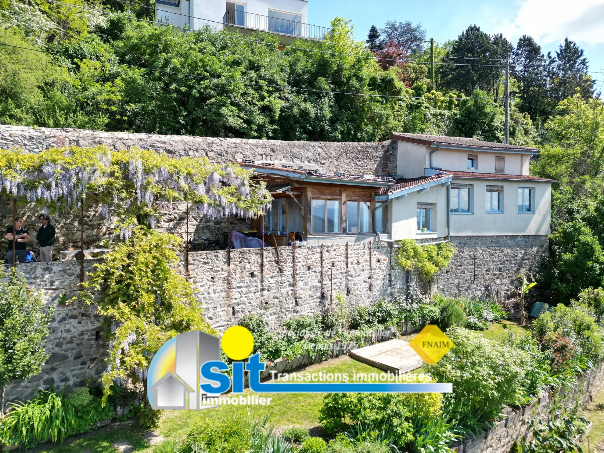 Ensemble immobilier avec vue exceptionnelle à Vienne - Maison et potentiel de construction