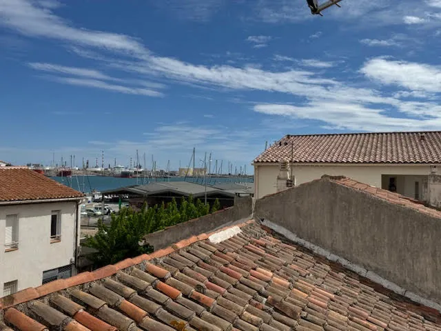 Charmante maison de ville à Port-de-Bouc avec vue sur mer et terrasse tropézienne 