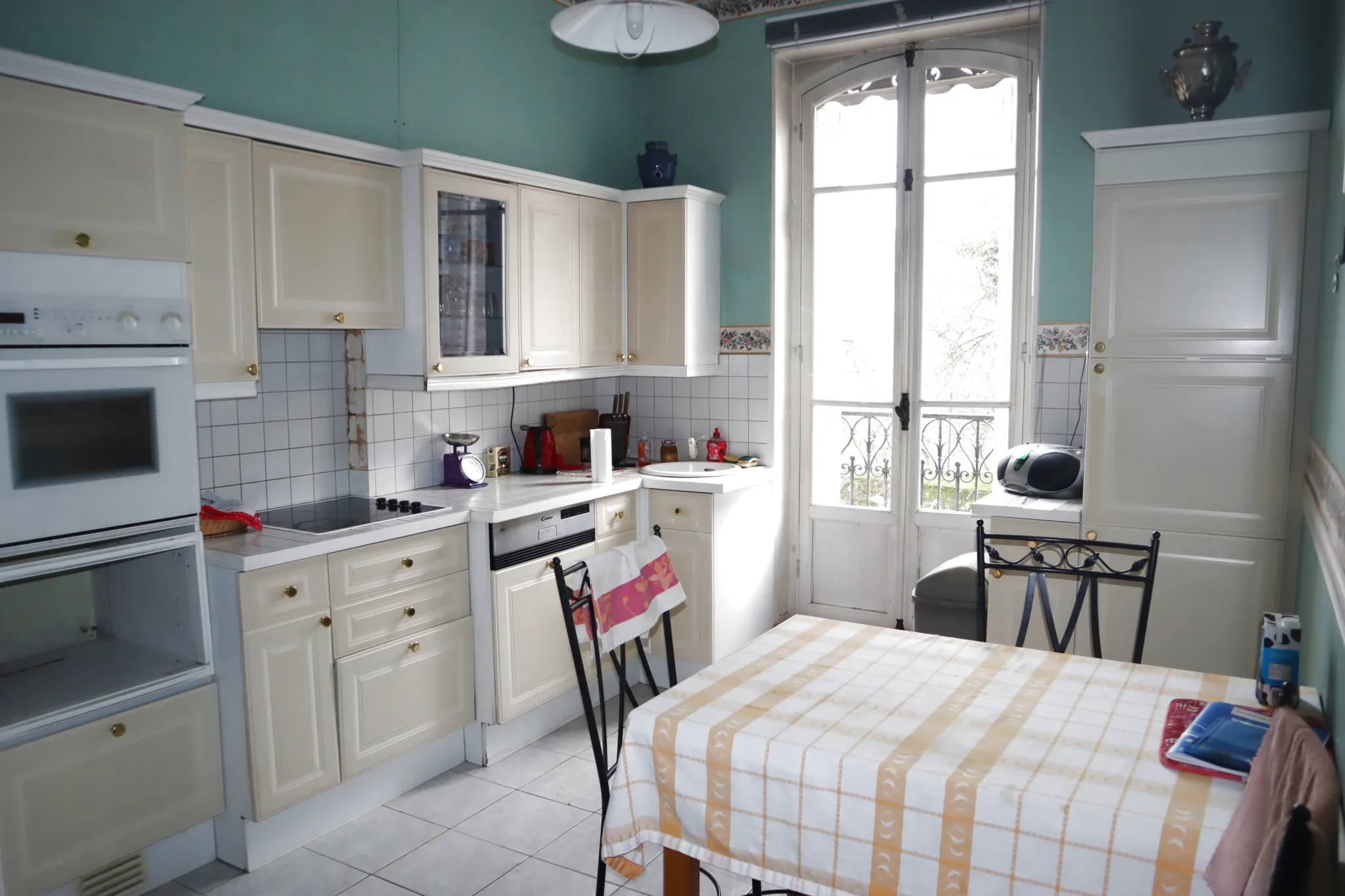 Appartement à vendre au cœur d'Autun avec 3 chambres et parking privé