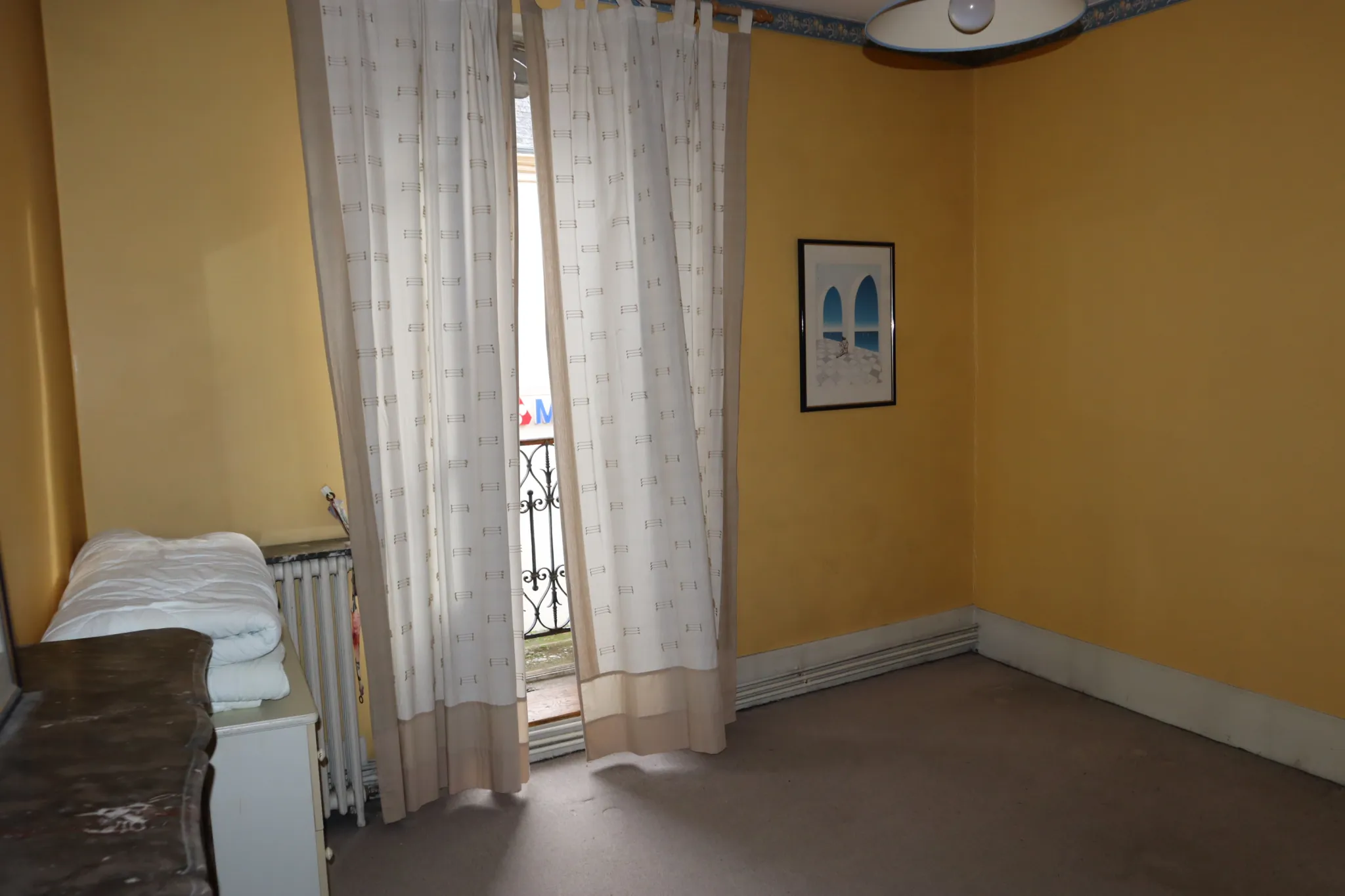 Appartement à vendre au cœur d'Autun avec 3 chambres et parking privé 