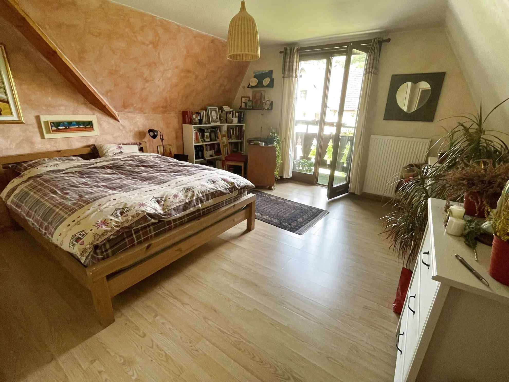 Appartement T3 de 72 m² avec garage à Fréland proche Colmar – Vue montagne 