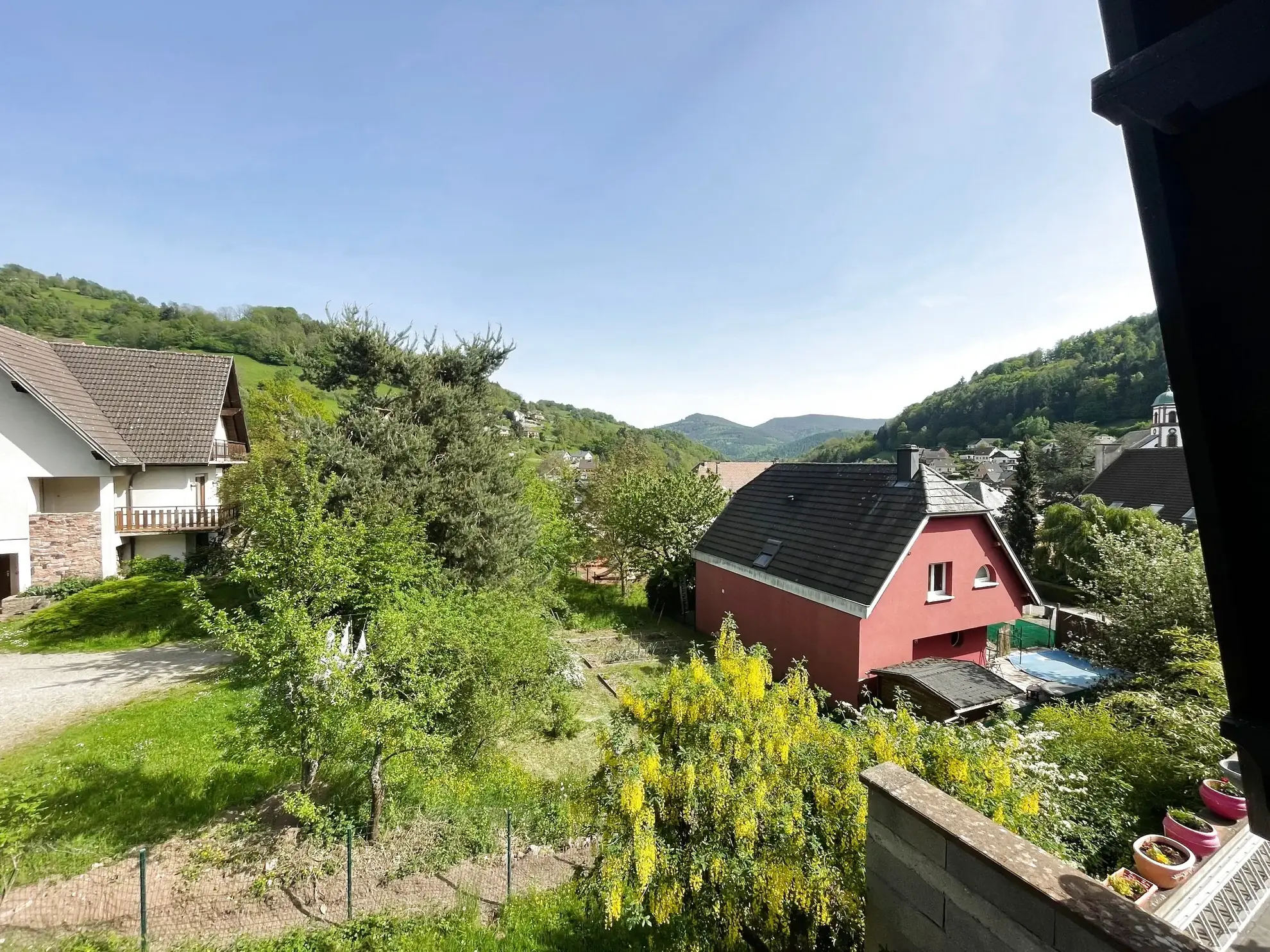 Appartement T3 de 72 m² avec garage à Fréland proche Colmar – Vue montagne 