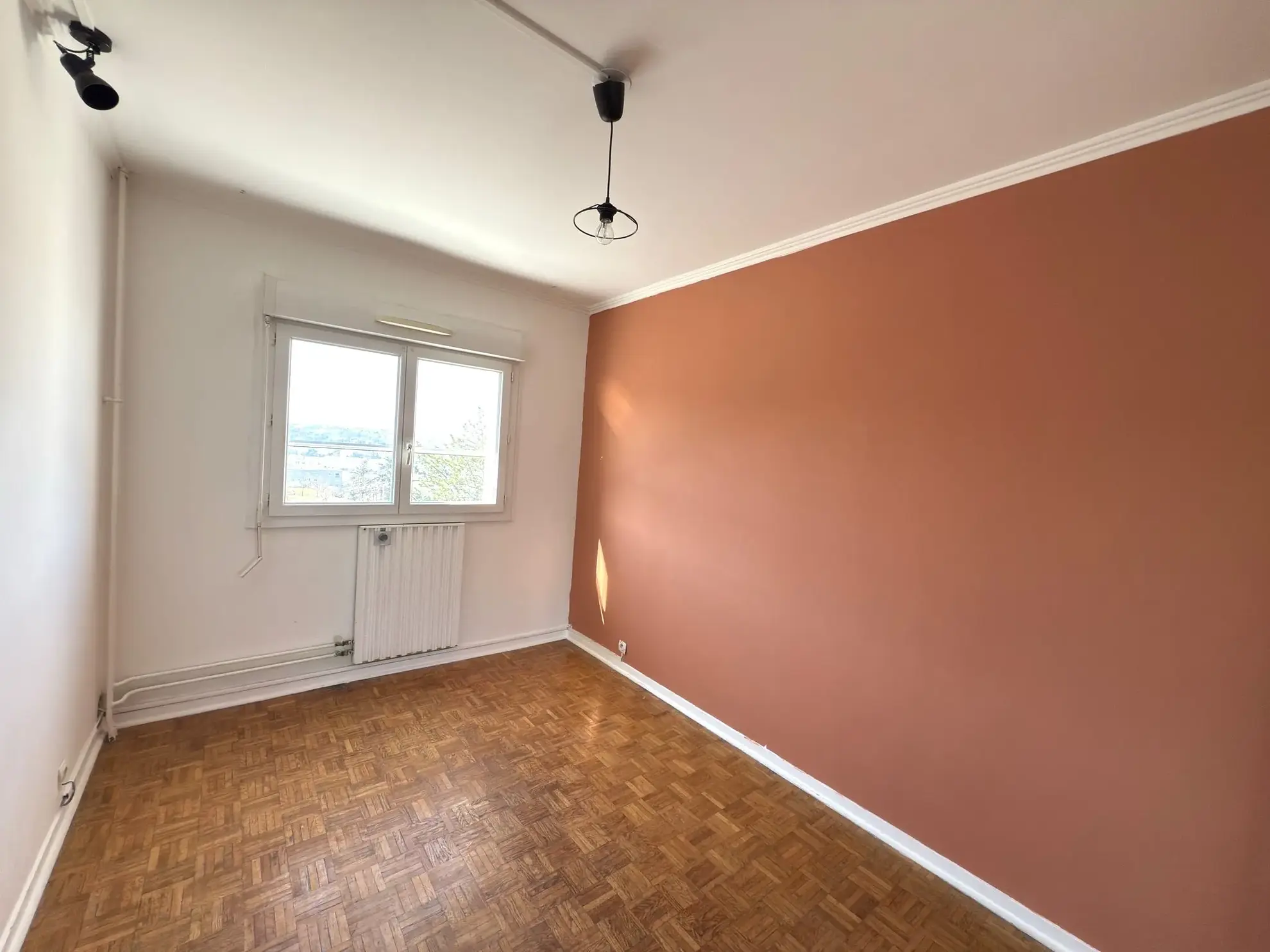 Bel appartement F4 traversant avec balcon et garage à Montreynaud, Saint-Étienne 