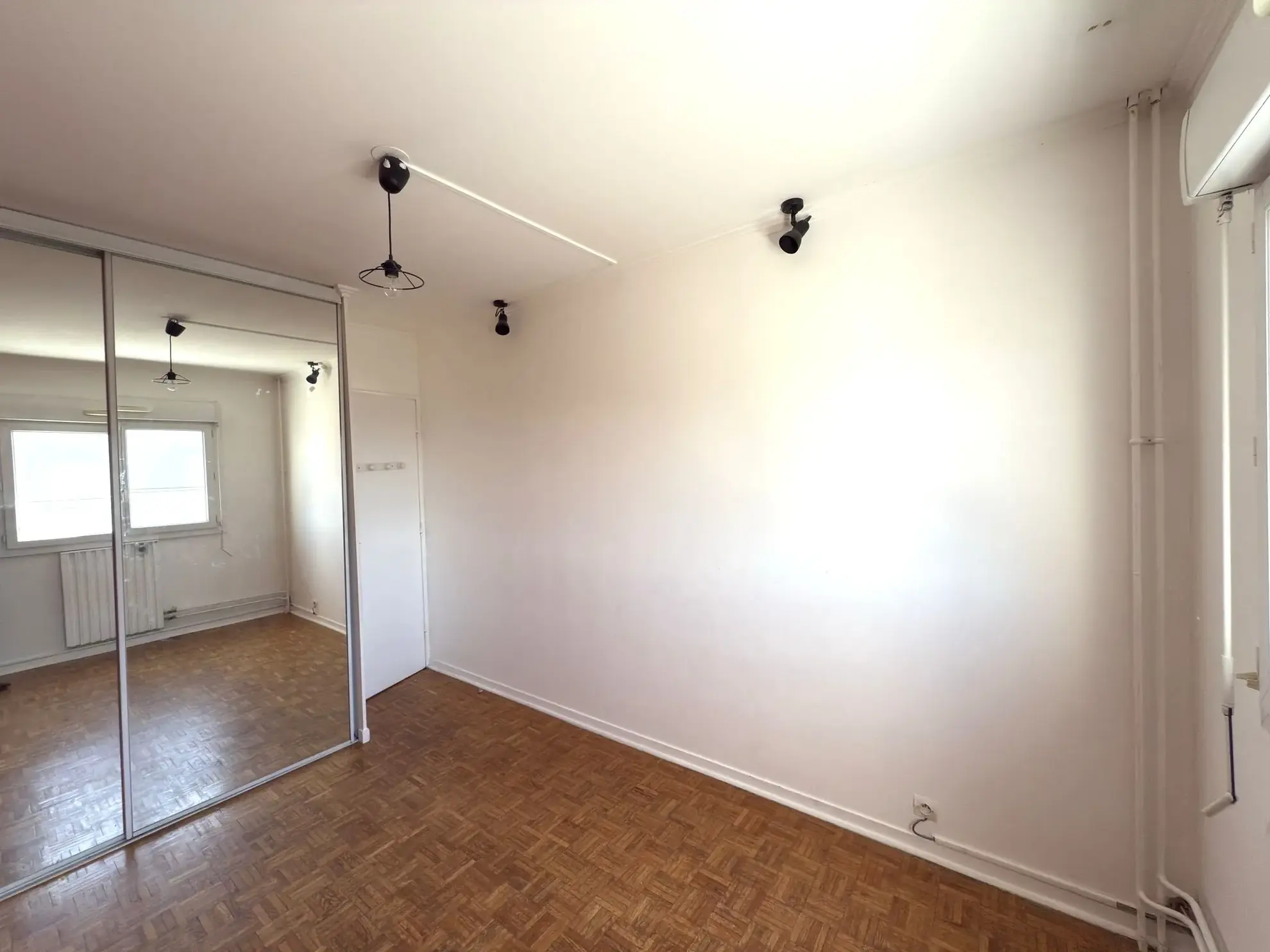 Bel appartement F4 traversant avec balcon et garage à Montreynaud, Saint-Étienne 