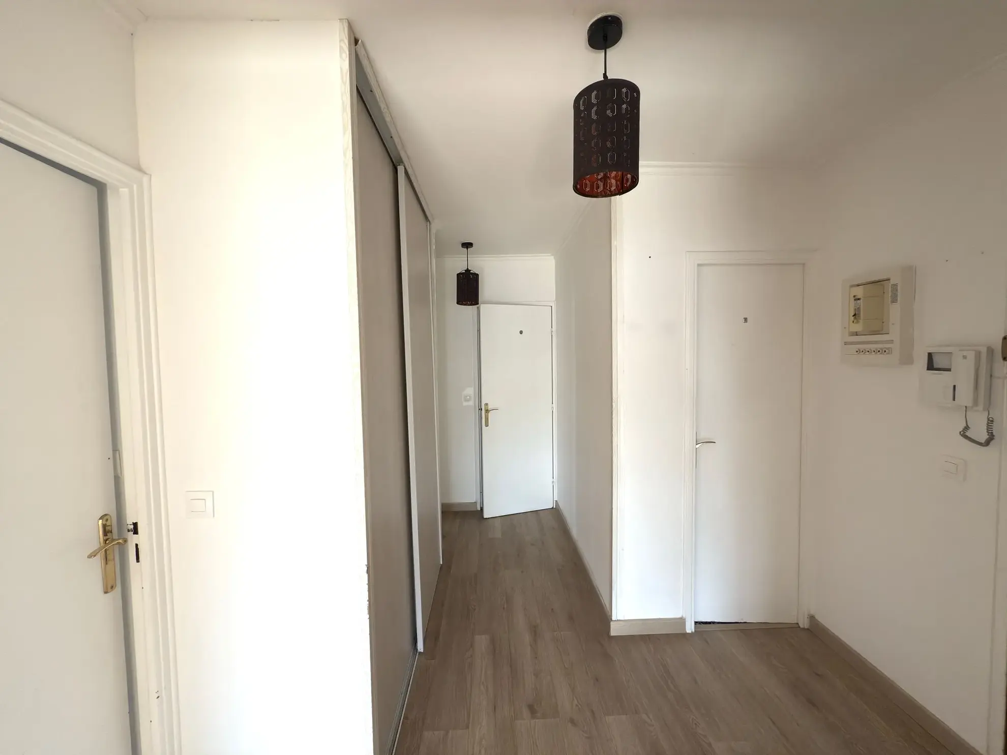 Bel appartement F4 traversant avec balcon et garage à Montreynaud, Saint-Étienne 