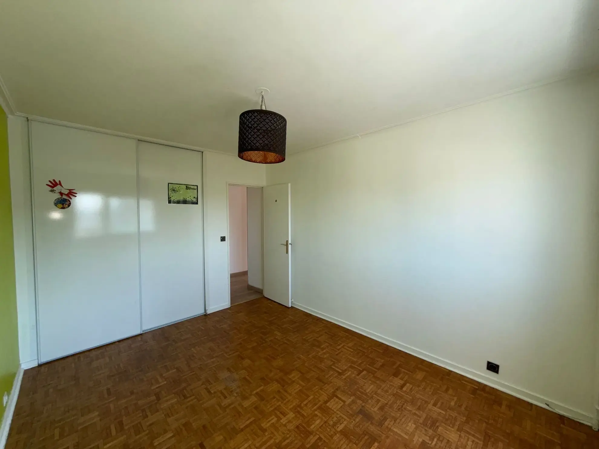 Bel appartement F4 traversant avec balcon et garage à Montreynaud, Saint-Étienne 