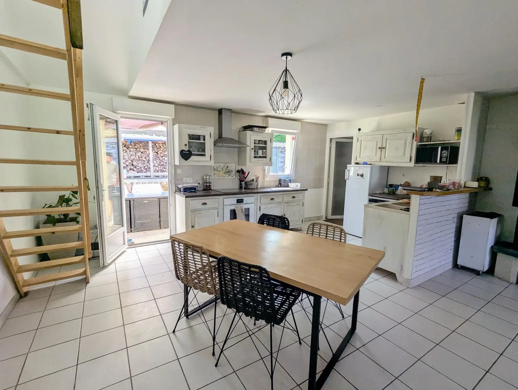 Maison 4 chambres à vendre à Beignon, Brocéliande, 95 m², jardin, proximité commodités