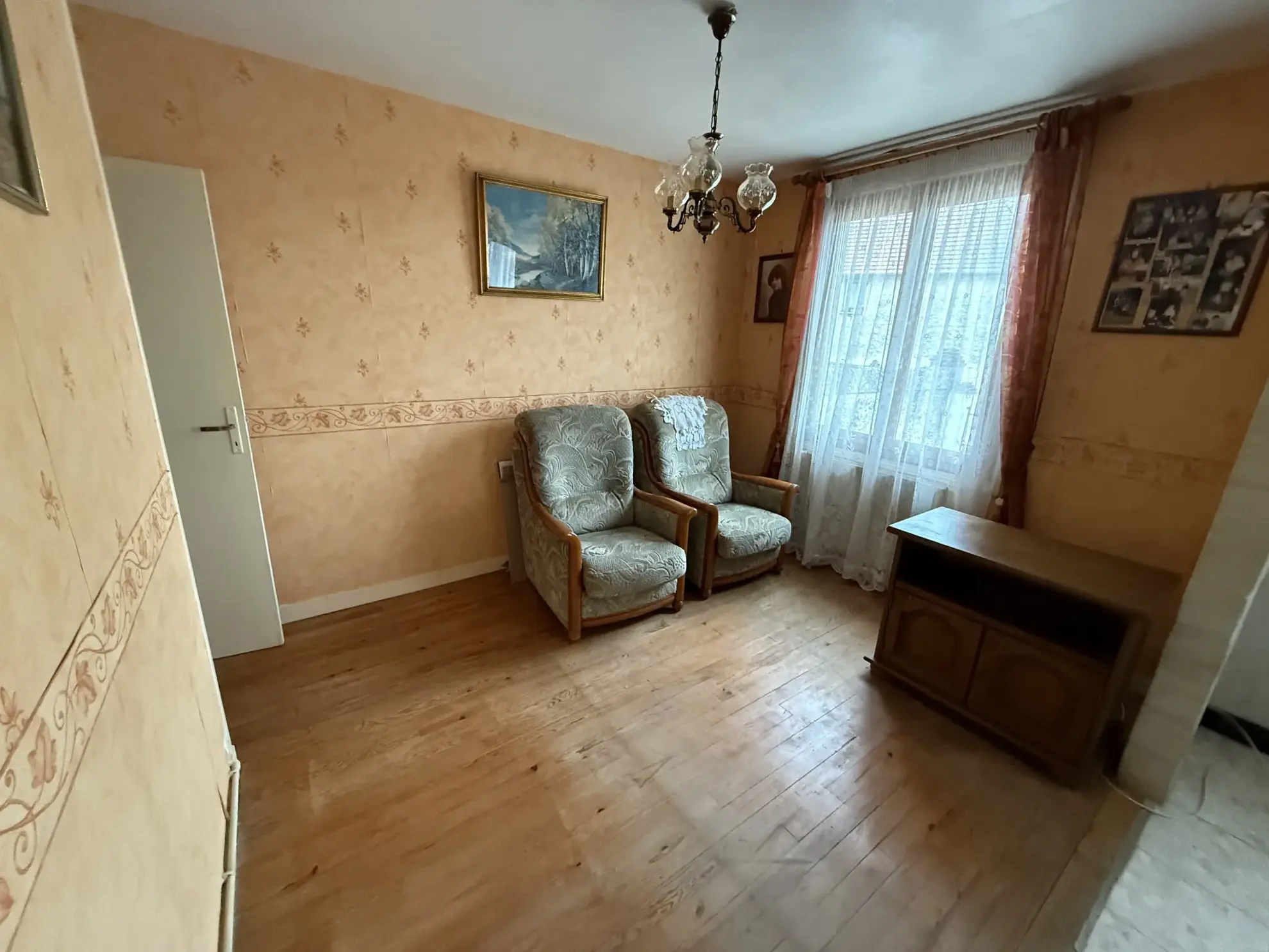 Maison à vendre à 60290 avec dépendance et grand terrain 