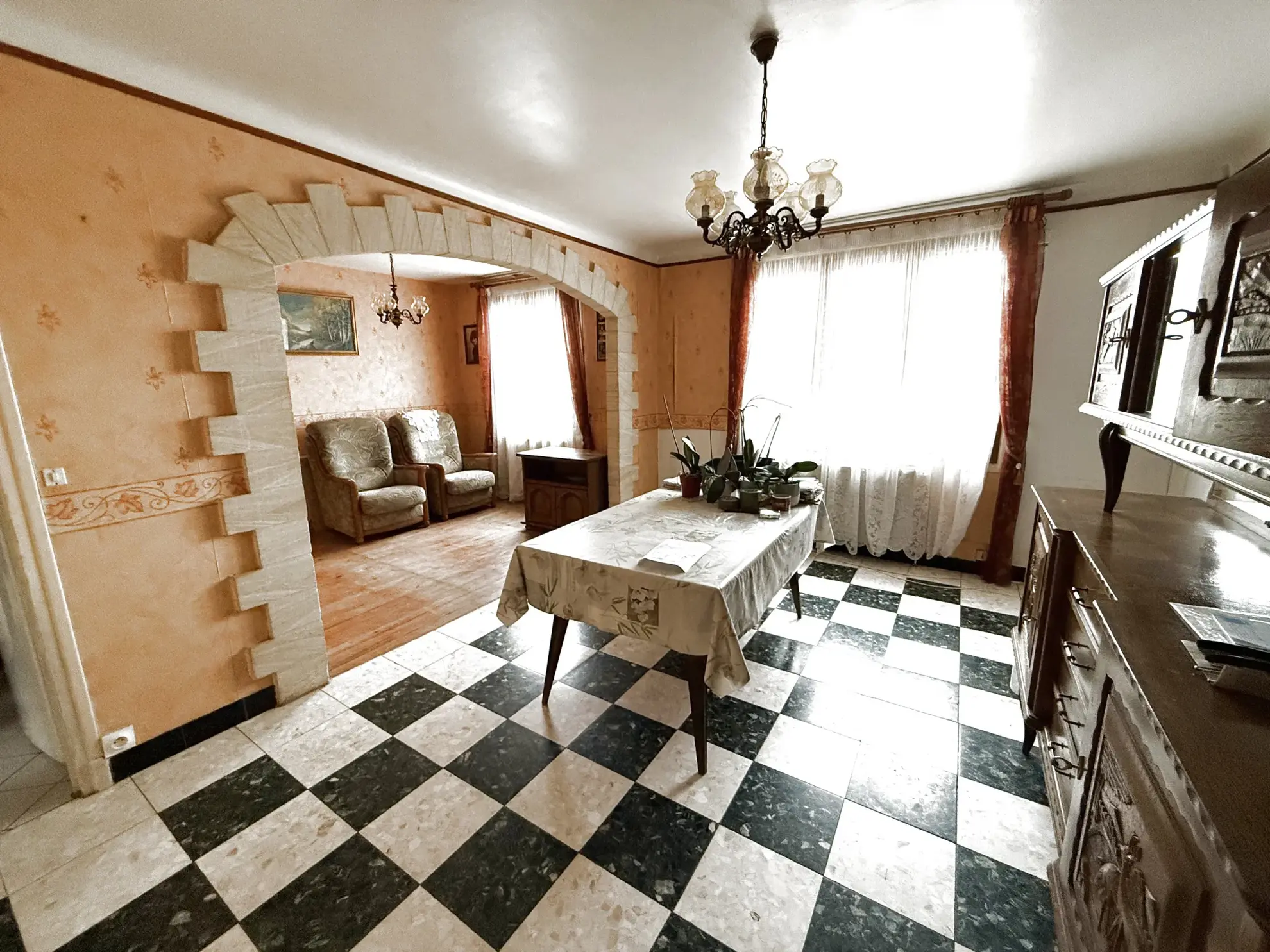 Maison à vendre à 60290 avec dépendance et grand terrain 