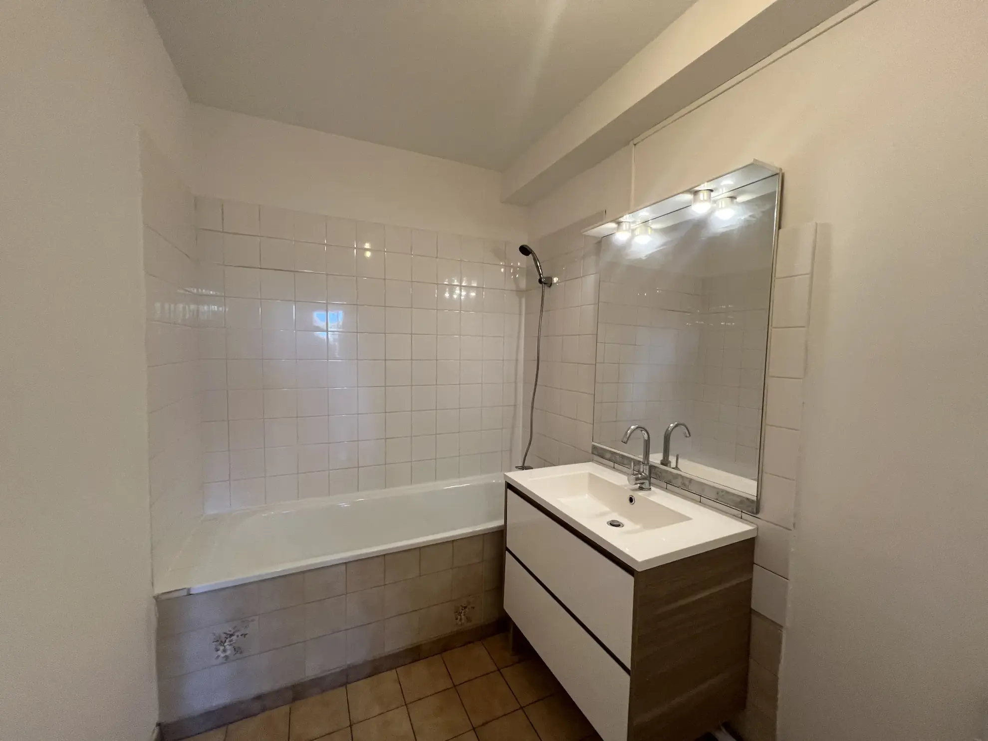 Appartement 2 pièces de 45,60 m² à Pontault-Combault avec box 