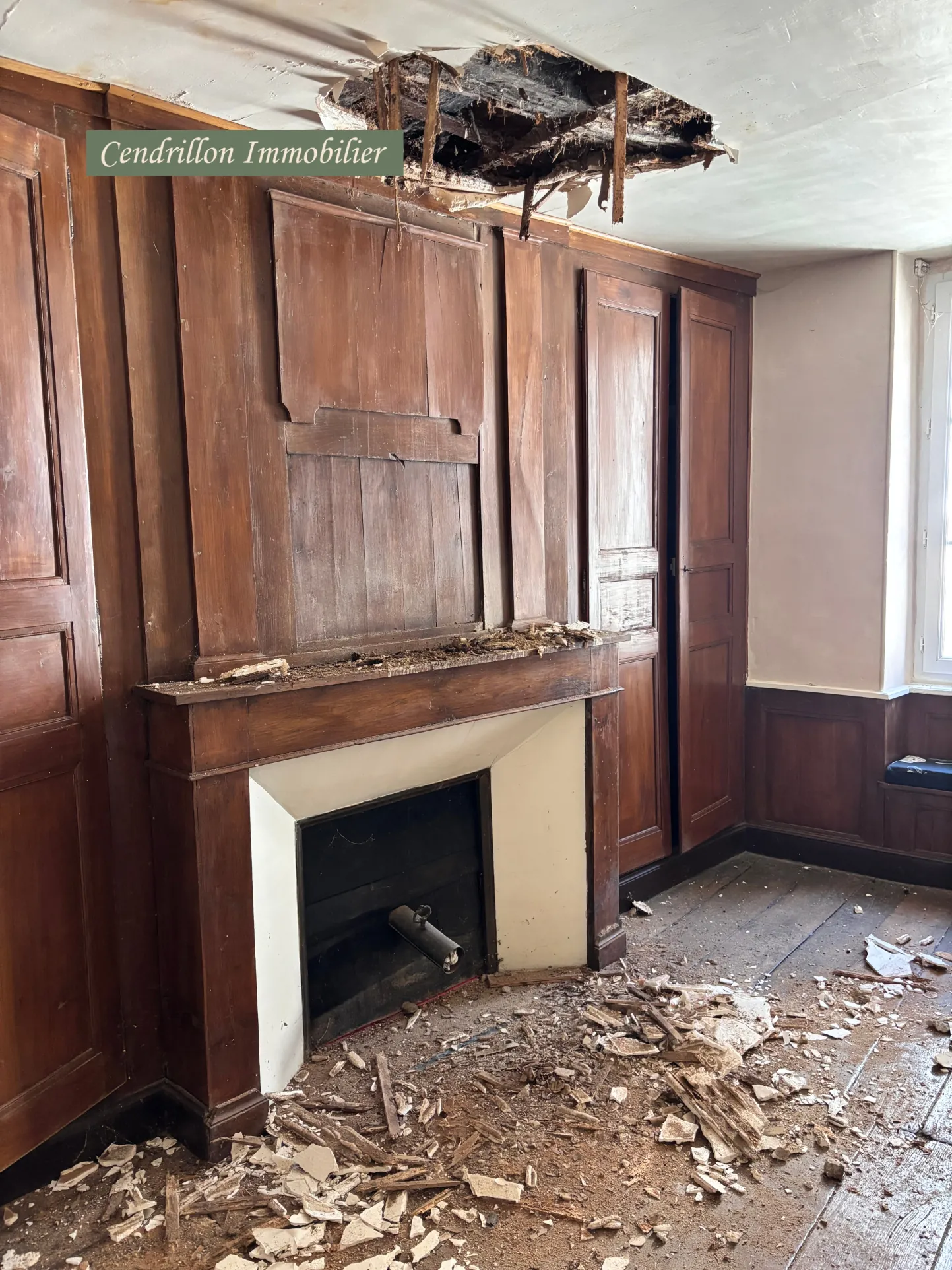 Maison de ville rénovée avec jardin et dépendance à Bourganeuf 