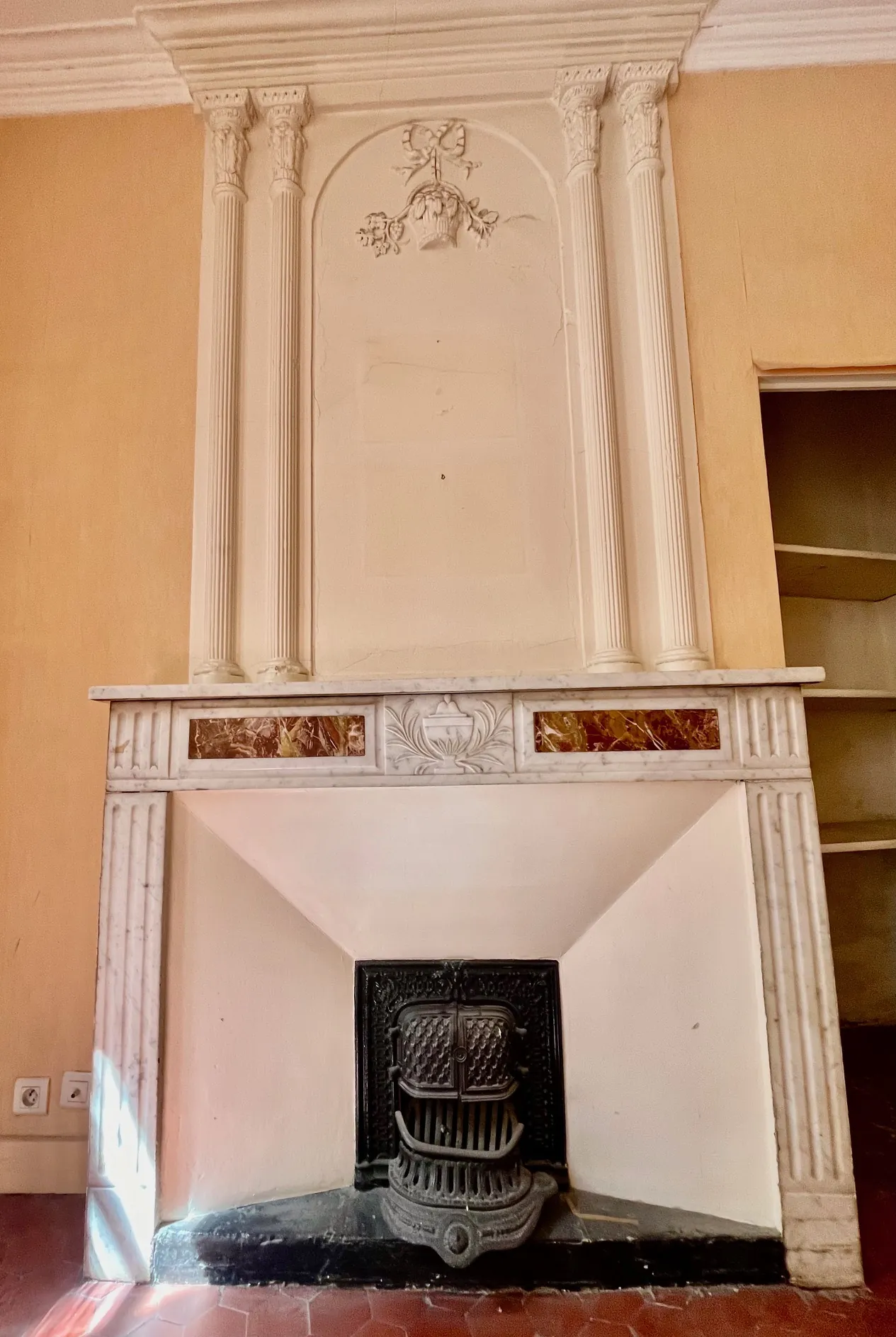 Appartement T2/T3 à vendre au cœur de Nîmes, 68 m² avec balcon et cave 