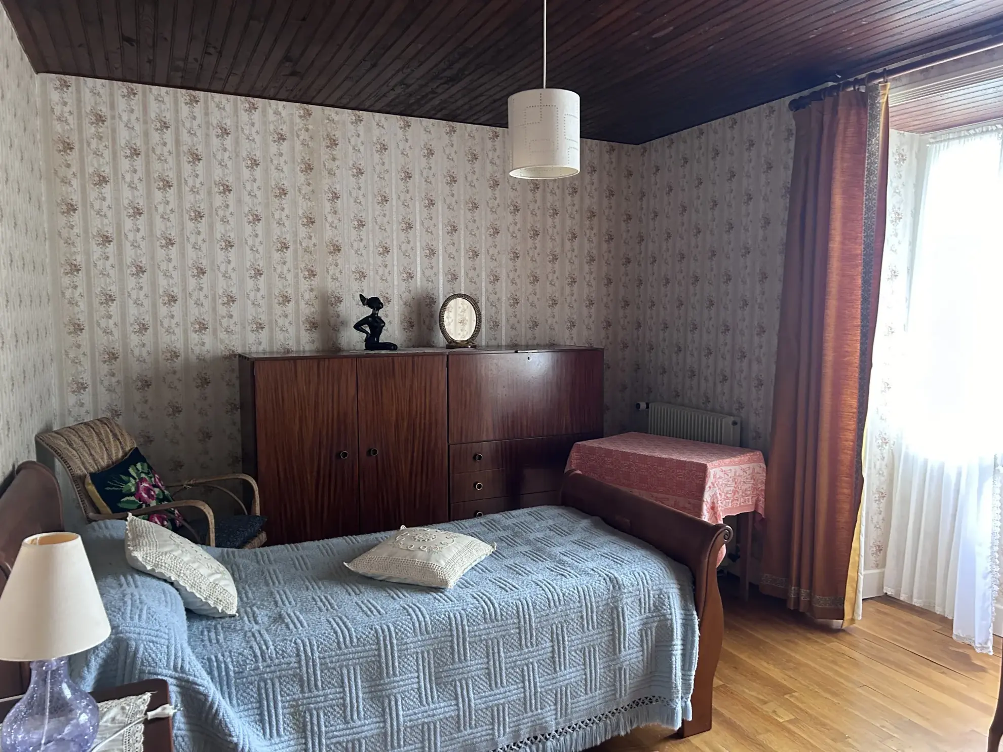 Maison de caractère avec jardin et grange à Goulles - Centre-ville 