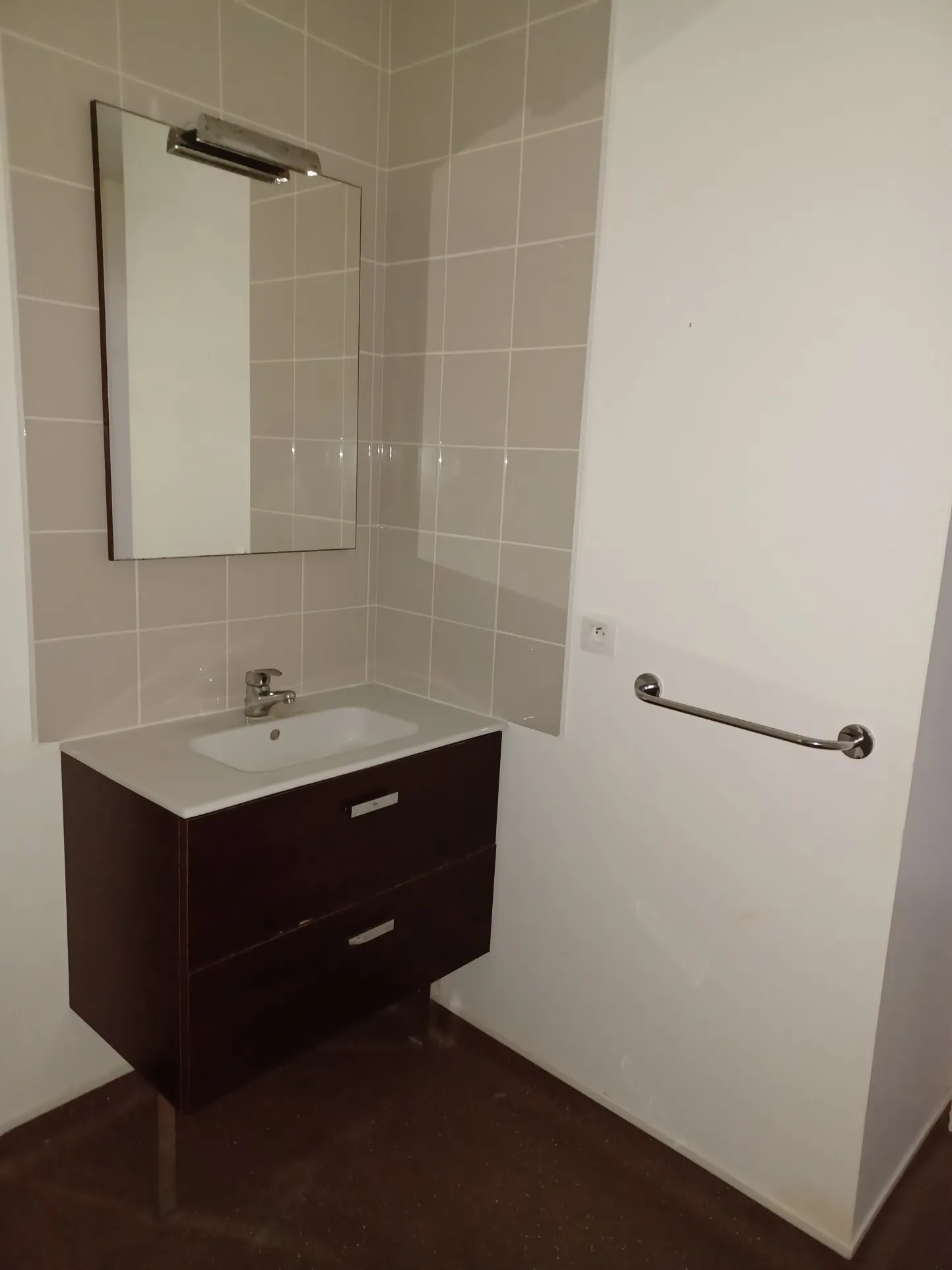 Studio lumineux avec piscine et salle de sport au Guilvinec 