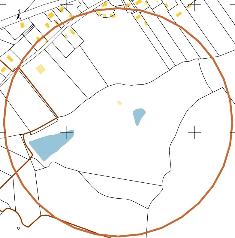 Terrain avec étangs à vendre à La Guerche-sur-l'Aubois, idéal pour passionnés de nature et pêche 