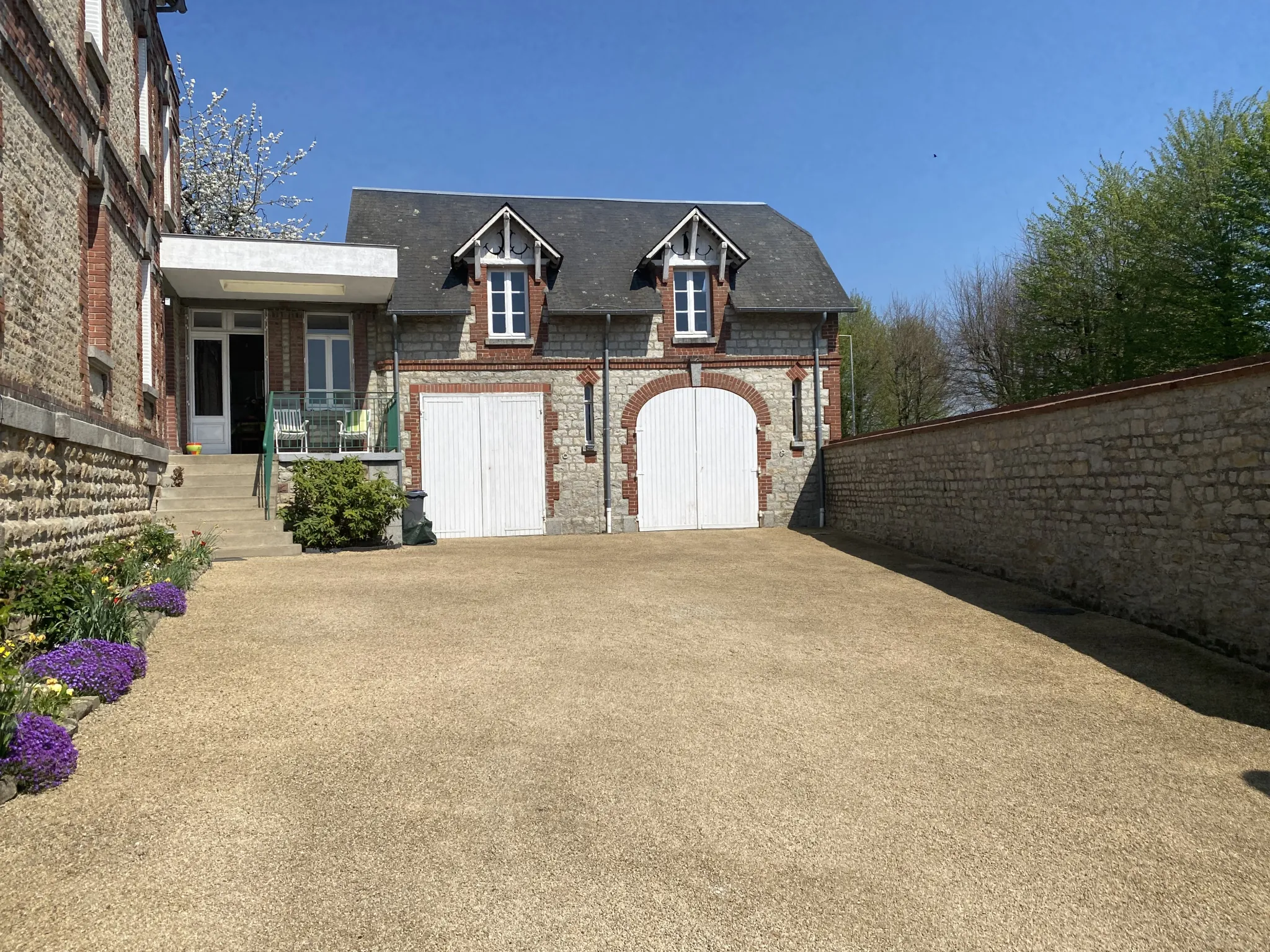 Maison Belle Époque de 10 pièces avec jardin et garage à La Ferté-Macé 