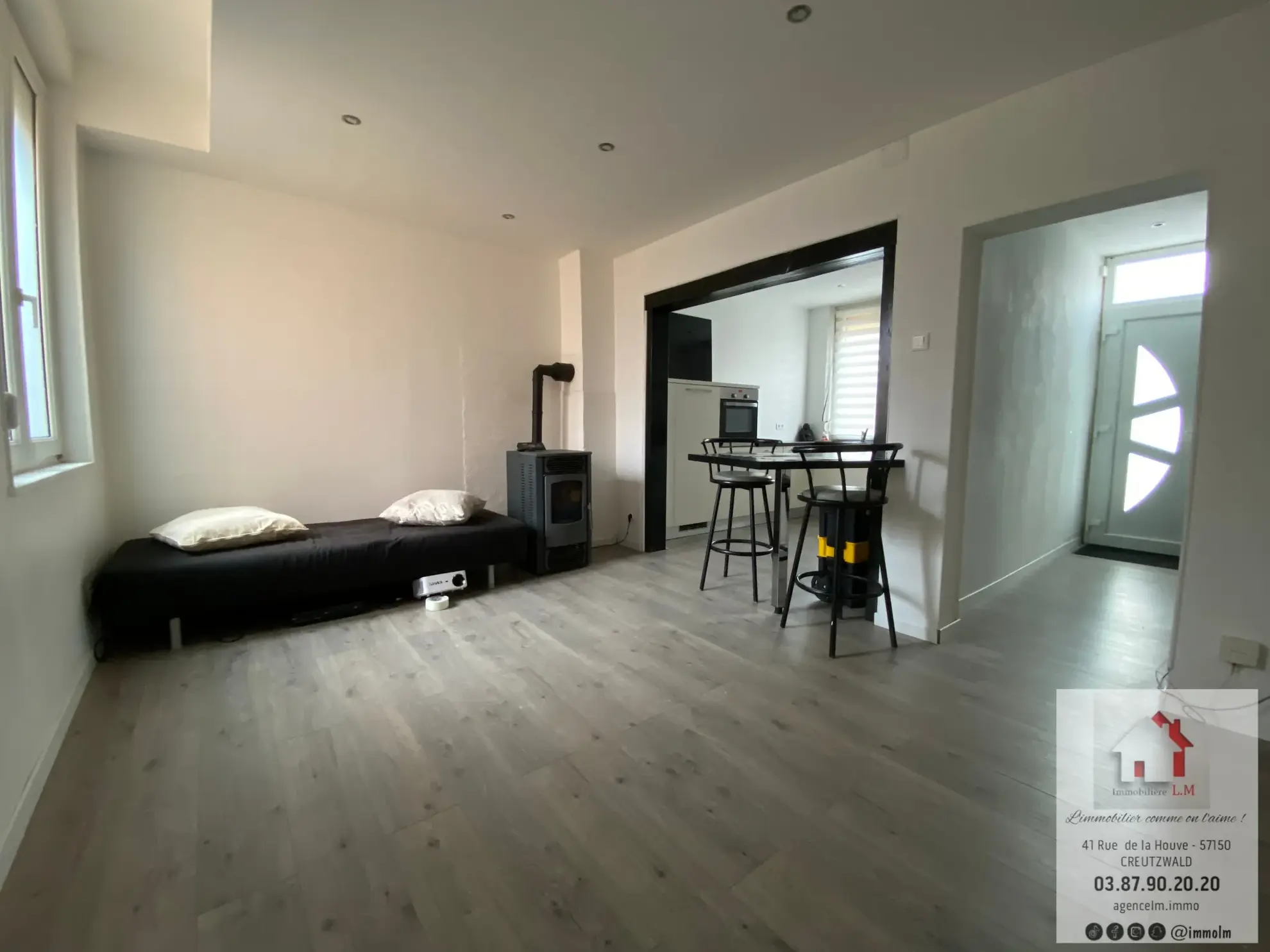 Maison de village rénovée à Falck, 2 chambres, terrasse et jardin de 222 m² 