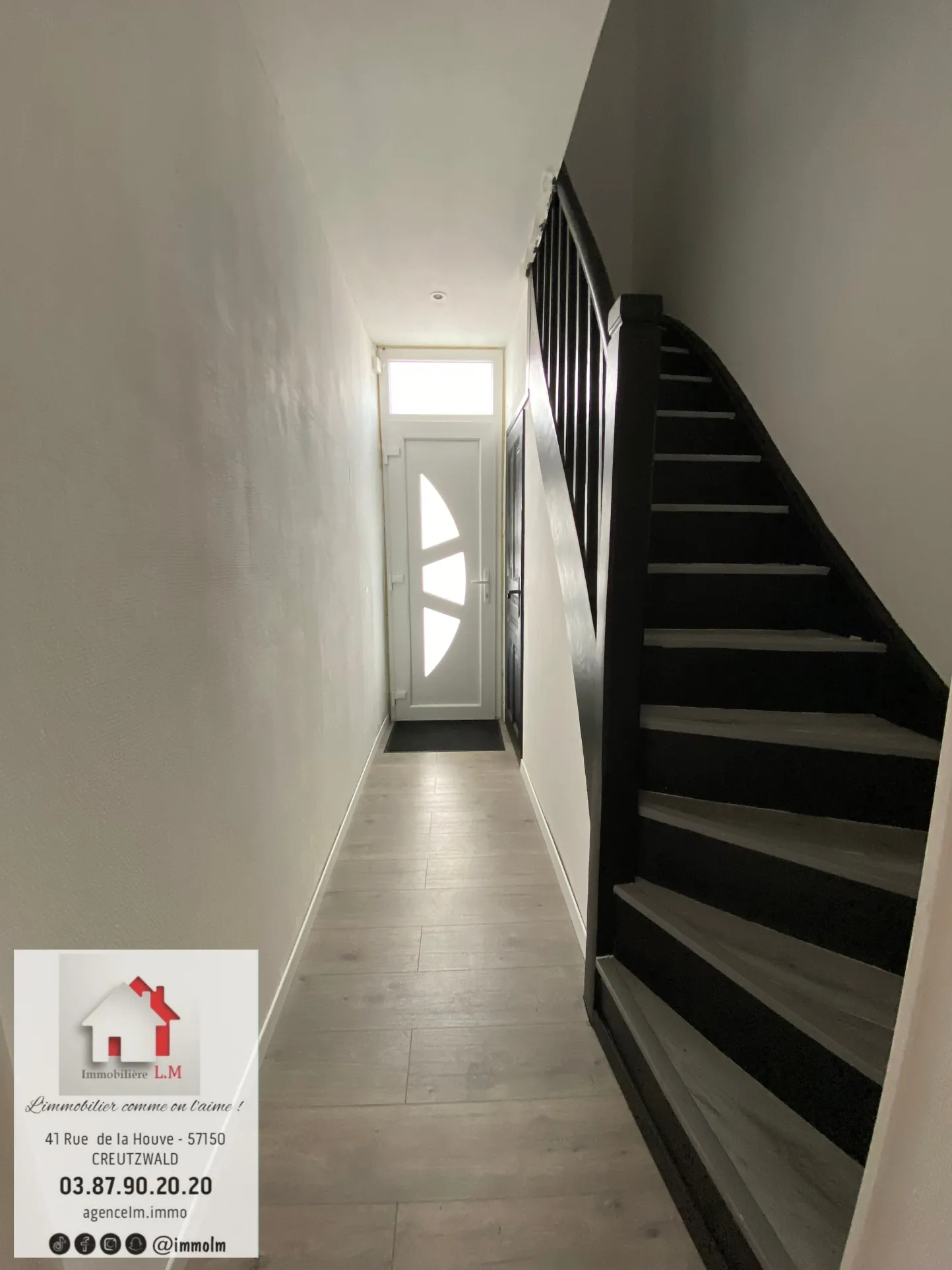 Maison de village rénovée à Falck, 2 chambres, terrasse et jardin de 222 m² 