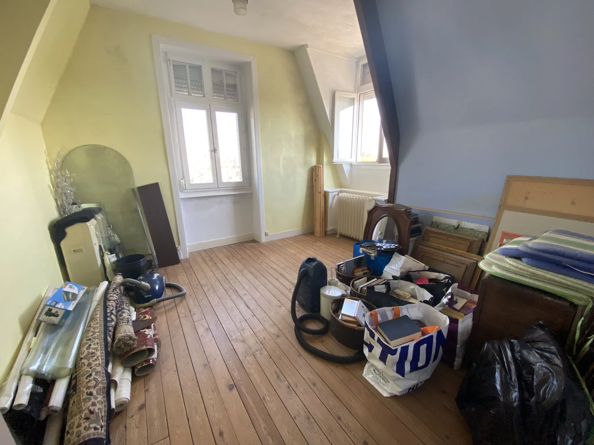 Maison Belle Époque de 10 pièces avec jardin et garage à La Ferté-Macé 