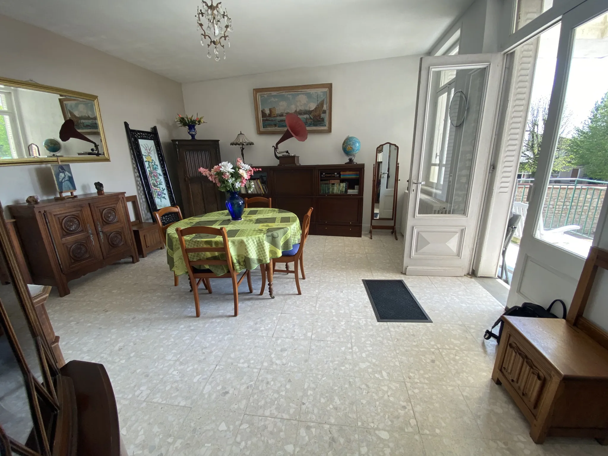 Maison Belle Époque de 10 pièces avec jardin et garage à La Ferté-Macé 