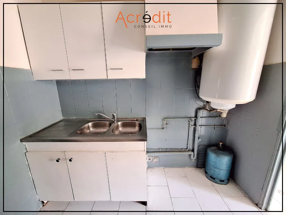 Immeuble de rapport à Béziers avec 4 appartements, idéal investissement, 118 m², prix 162 000 EUR 