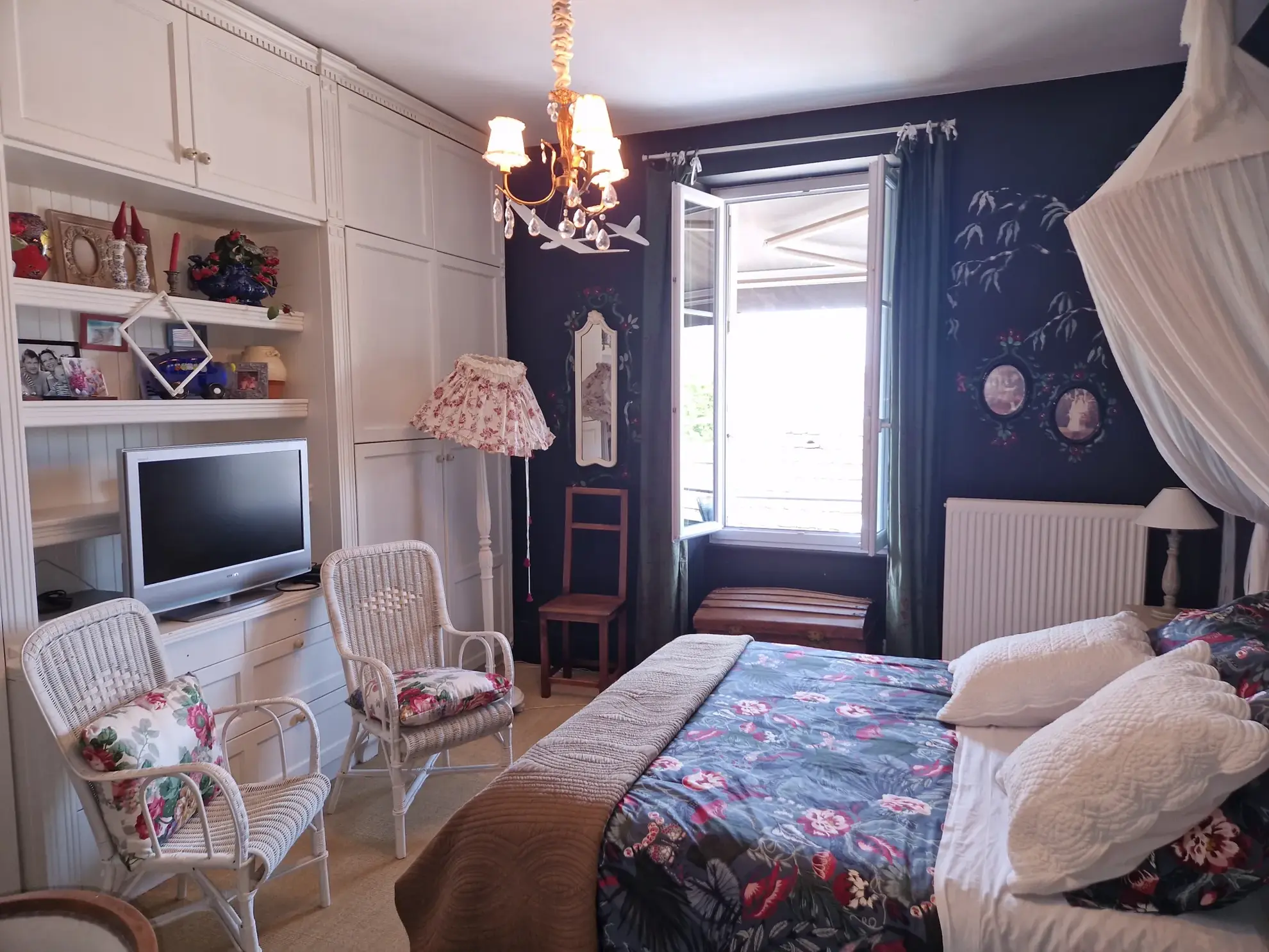 Appartement de charme de 122 m² avec terrasse et garage à Autun 